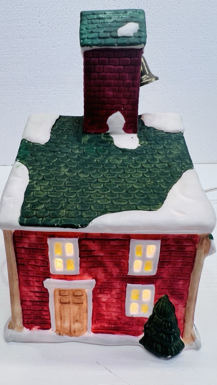 Hand Painted Porcelain Lighted House 1991 Vintage Caldor With Box