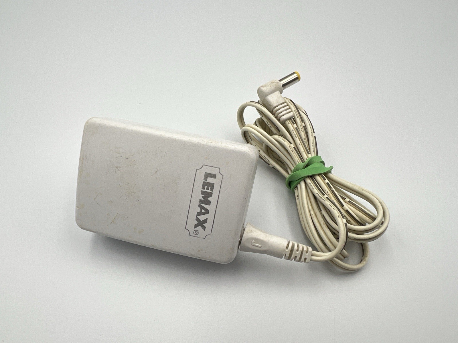 Lemax AD/DC Power Adapter W045PUL White For Christmas Halloween Village Houses