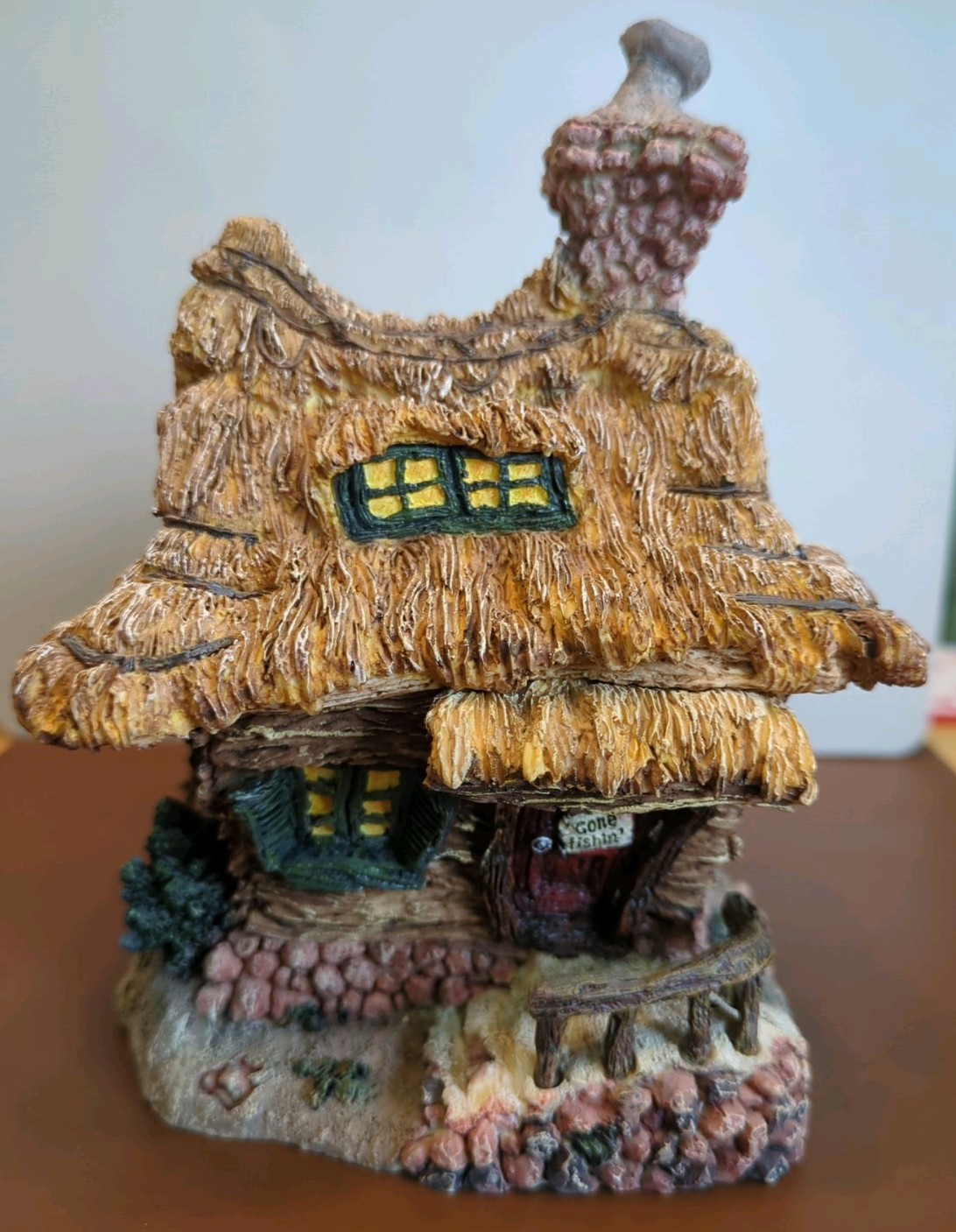 Boyds Town Village “Matthew’s Bungalow” Bearly-able Construction Co. Figurine