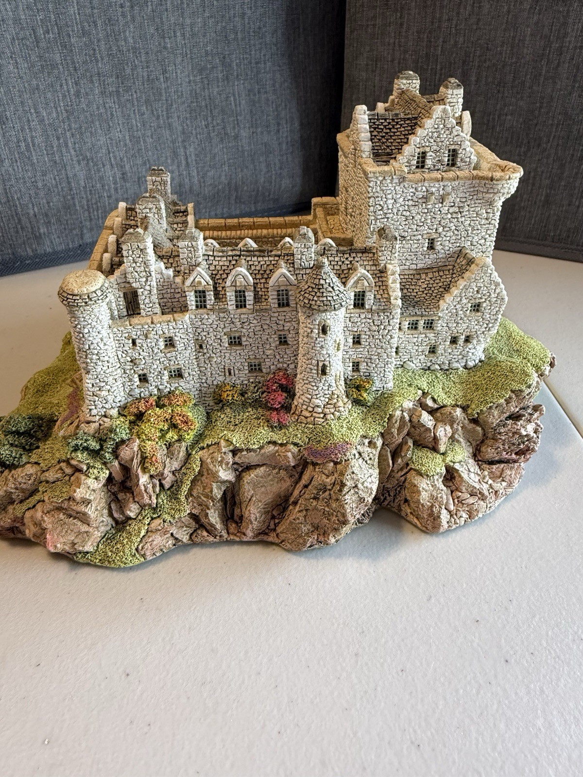 Lilliput Lane Duart Castle