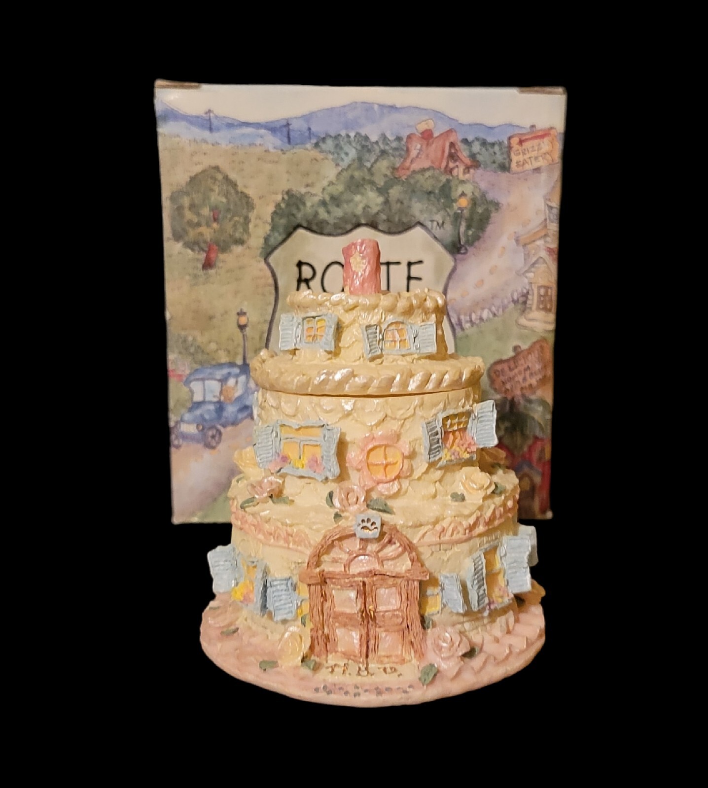 Boyds Bear Route 33 1/3 Villages Baileys Frosted Cottage Figurine Village 19900