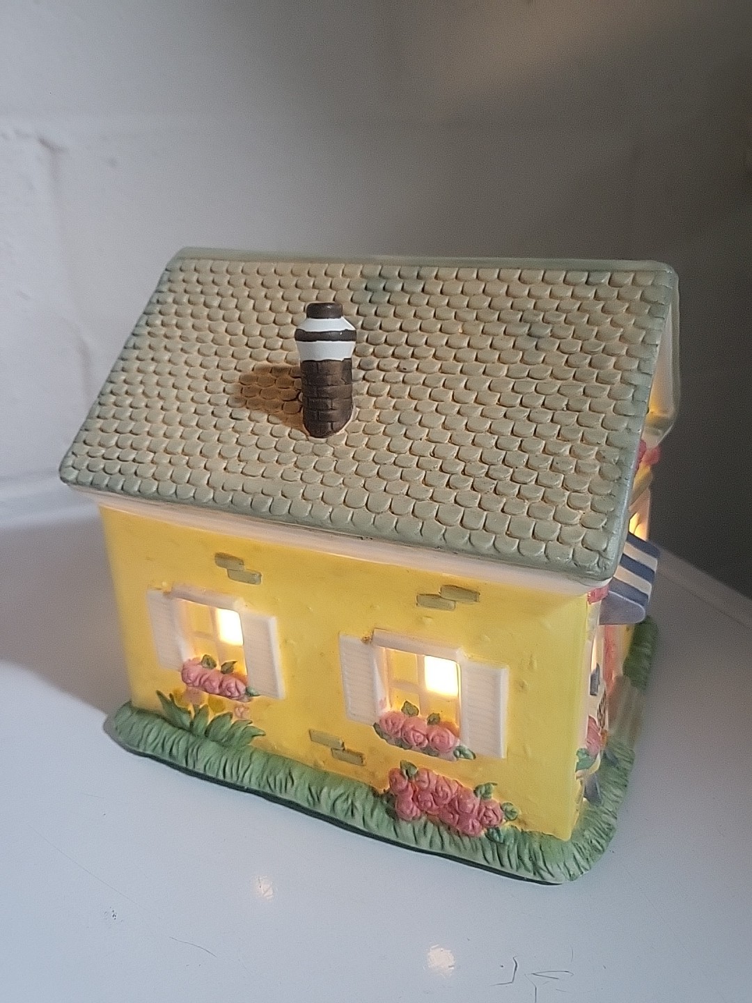 Cottontail Lane Lighted Bakery Easter Decor Part Of Village Set
