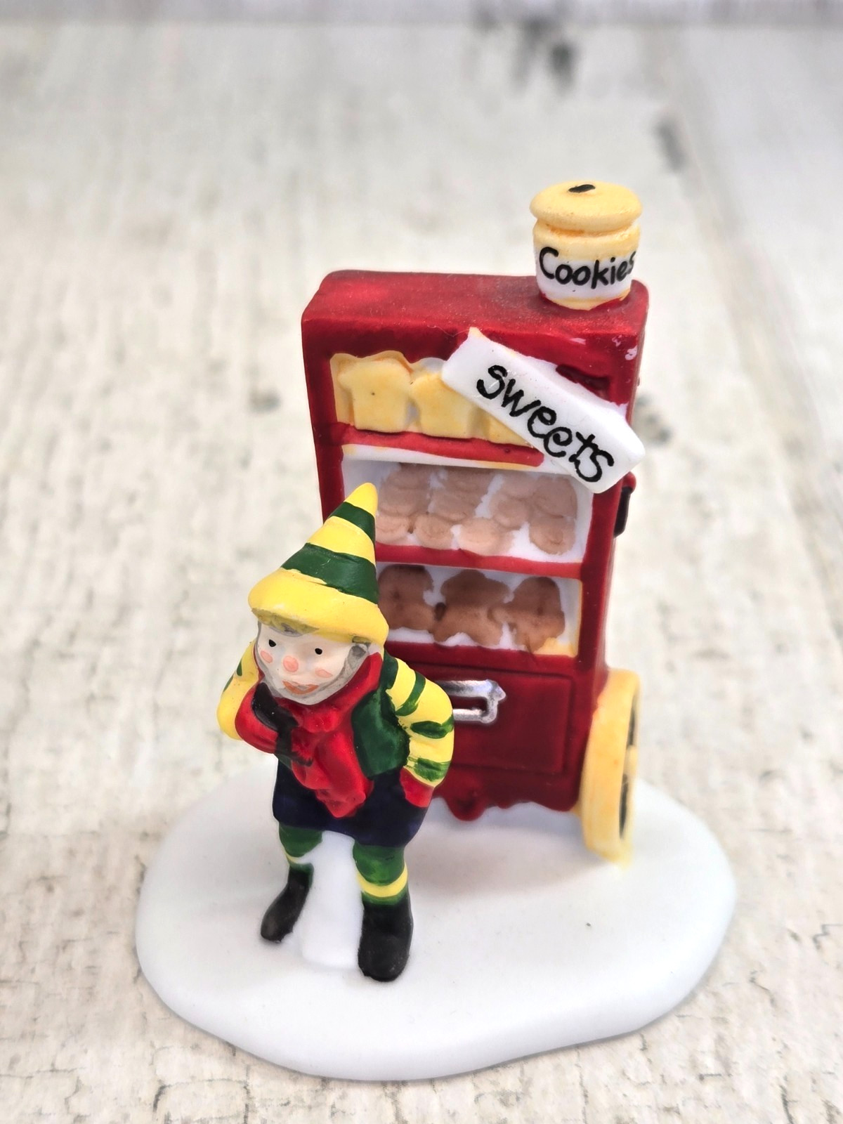 Department 56 Baker Elves Heritage Village Collection 5603-0