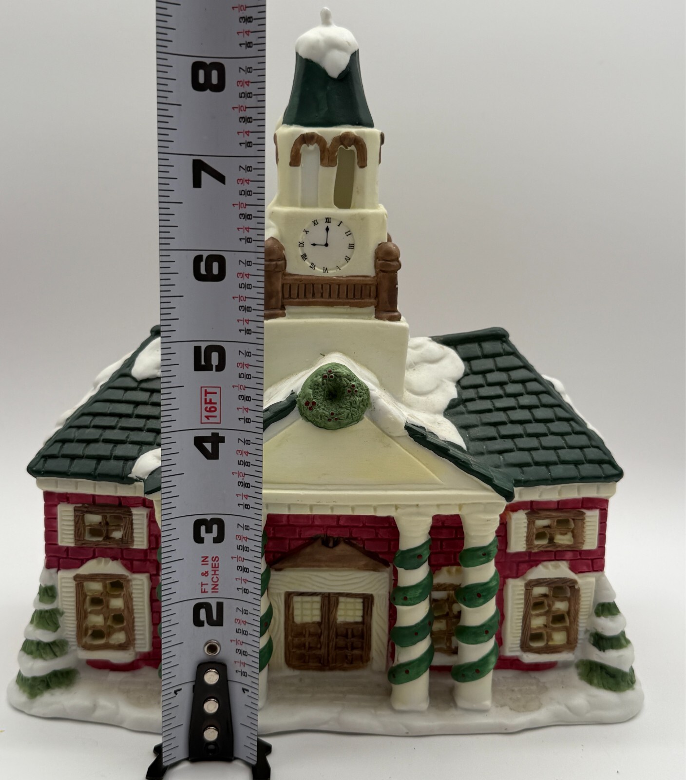 Dickensville Collectibles NOMA Porcelain House