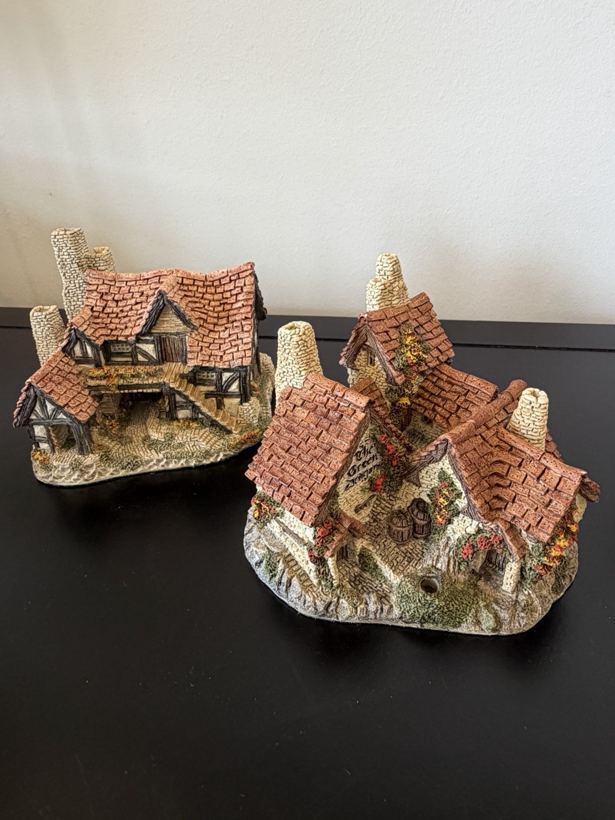 Vtg 1980-90s Lot of 17 DAVID WINTER COTTAGES Handmade GREAT BRITAIN Hand Painted