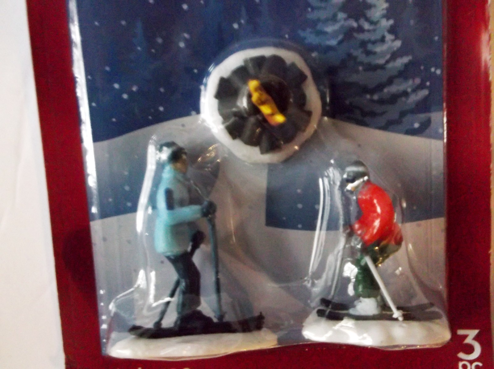 Set of 3 Cobblestone Corners Winter Village 2 Snow Skiers & Fire Logs miniatures