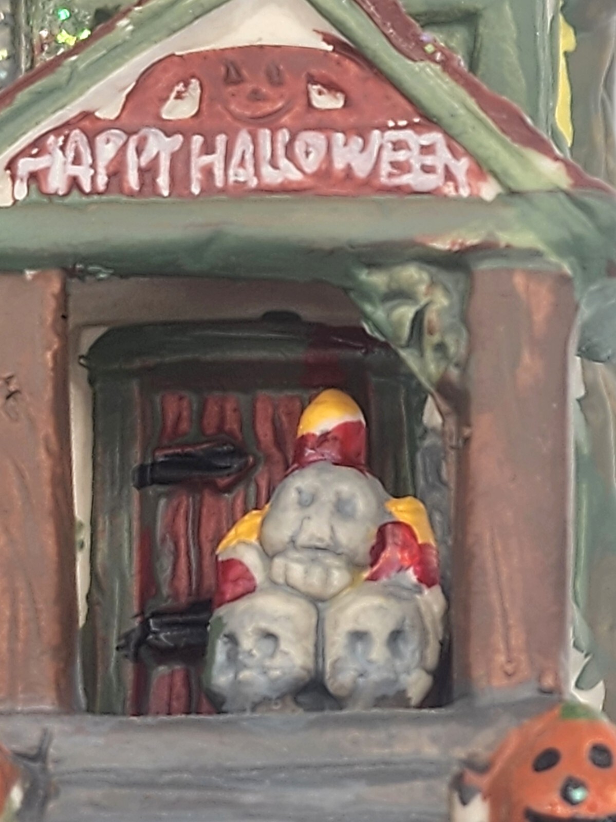 Set of 3 Halloween Village Ceramic Houses Lighted Decor 4x5in Lights Not Include