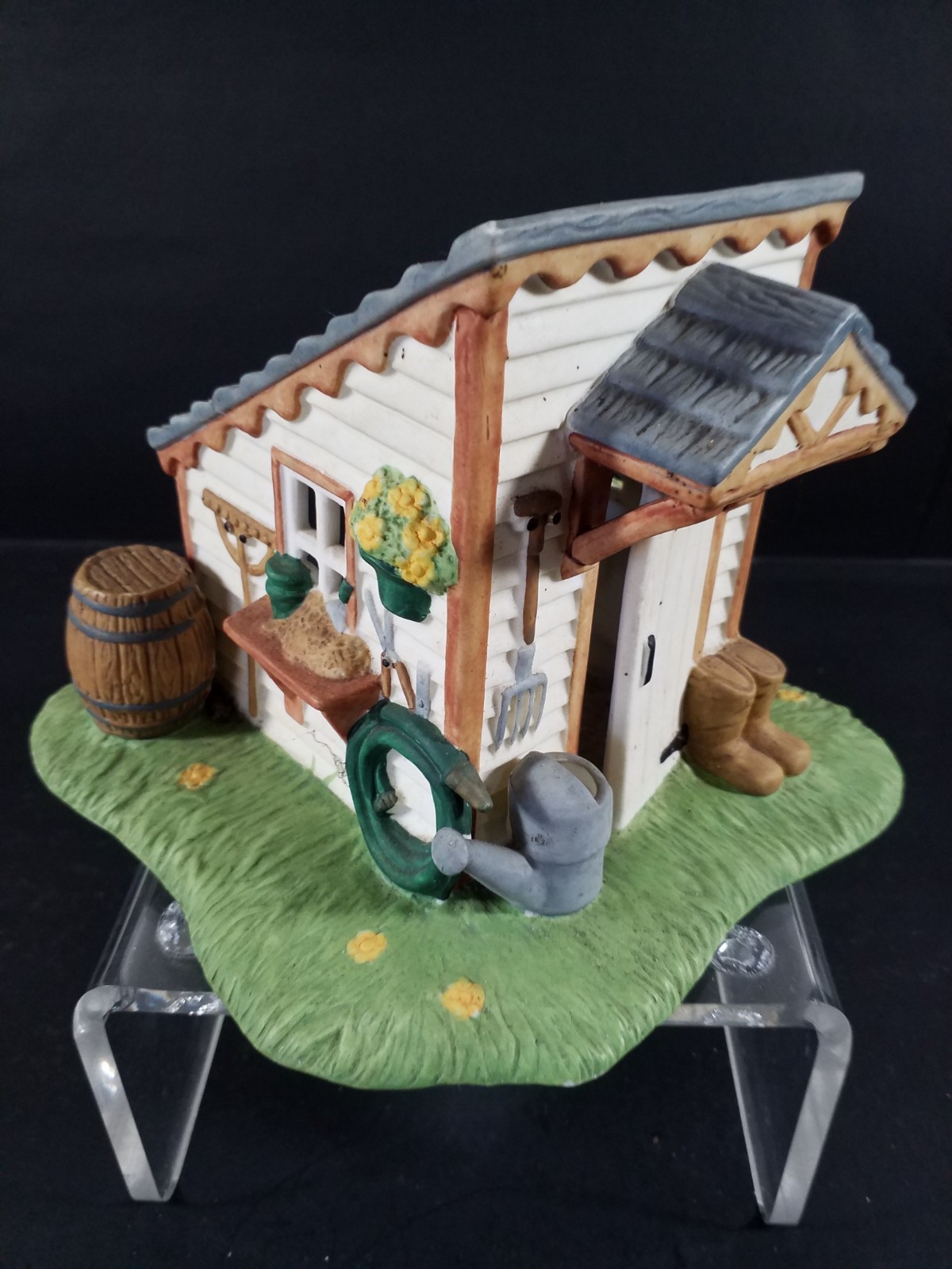 PartyLite Olde World Village COLLECTION “GARDEN SHED ” Ceramic Village House