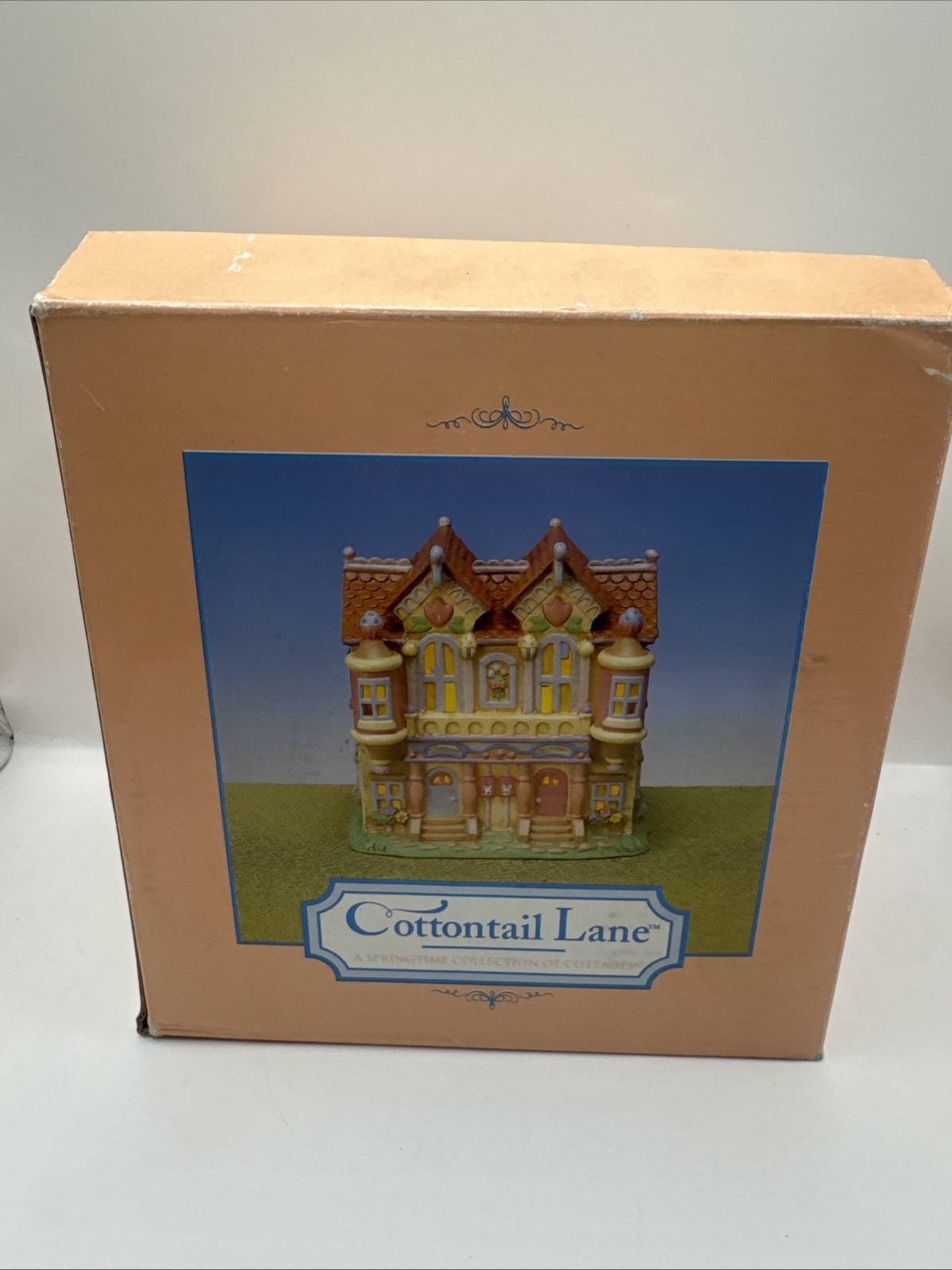 Cottontail Lane Lighted “Row House” #23670-3 A Srpingtime Collection of Cottages