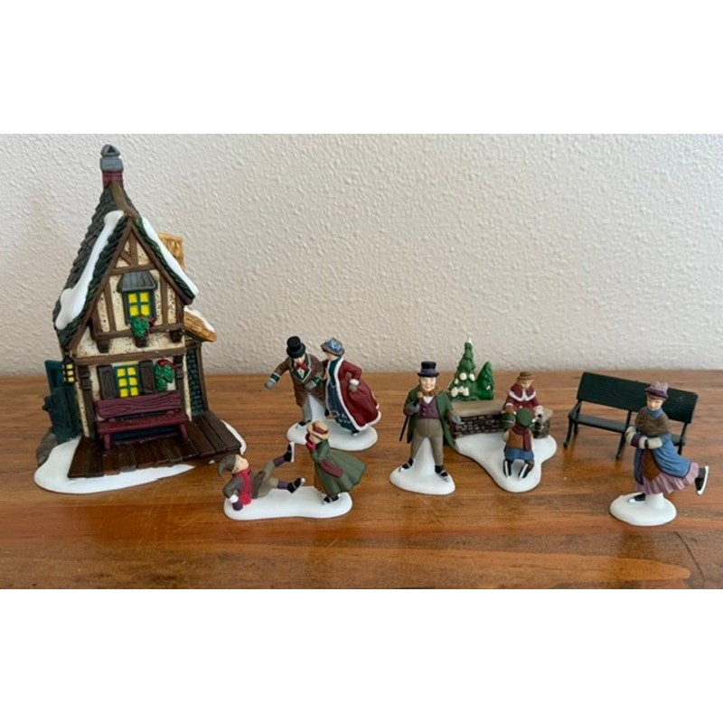 Dept 56 Heritage Village Collection 1999 Ashley Pond Skating Party – 6 Figures