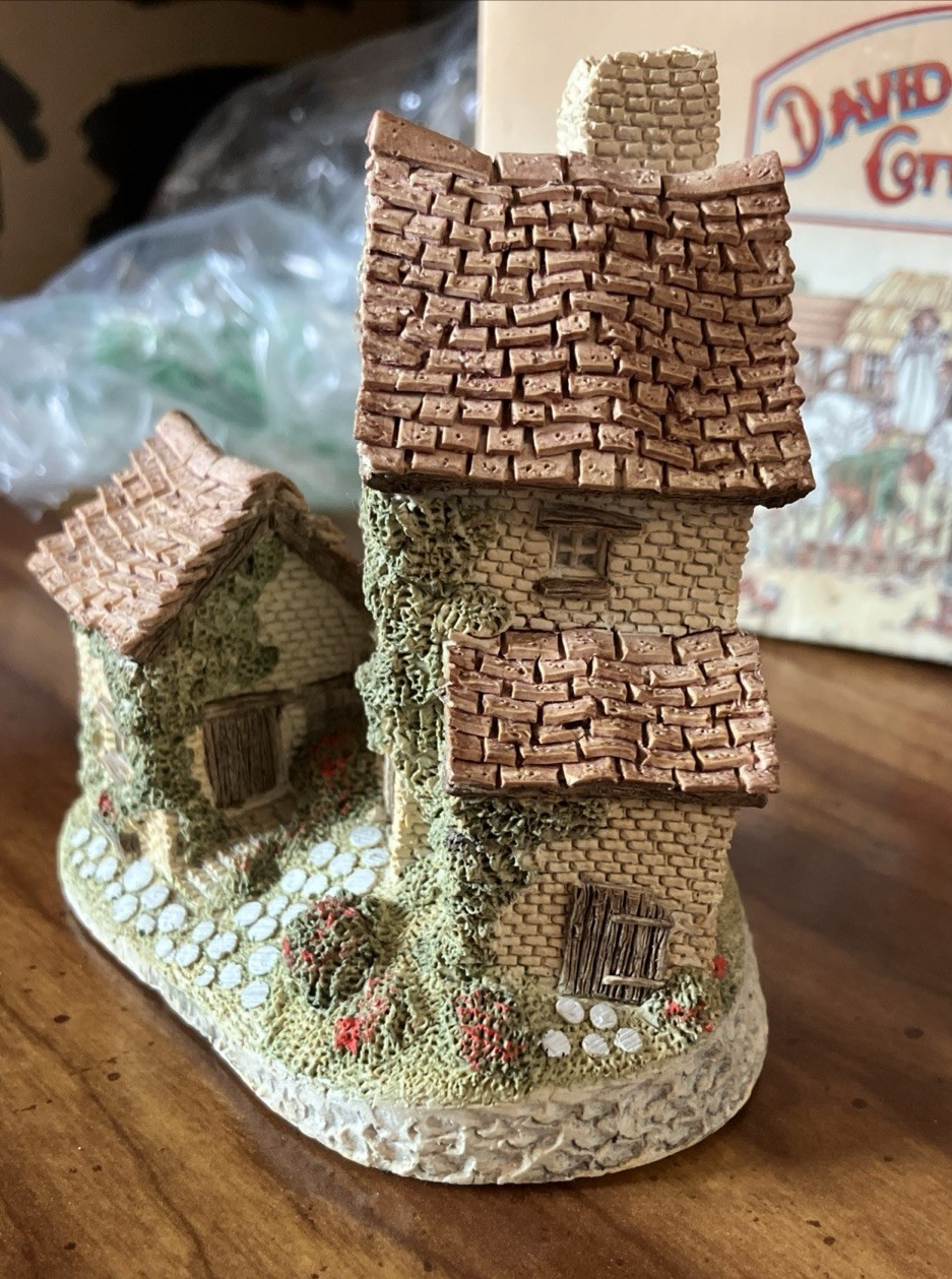 David Winter Cottages THE IVY COTTAGE 1982 Vintage Original Box & COA