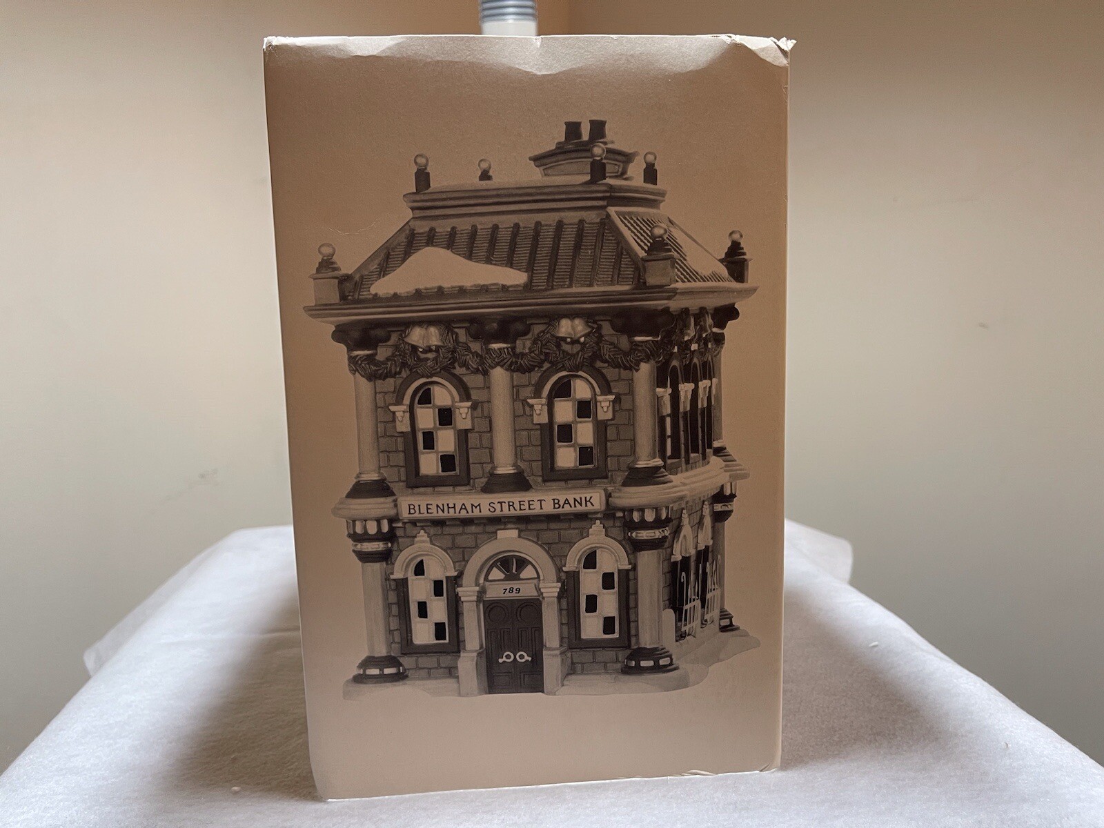 Department 56 RETIRED Dickens’ Village Series “Blenham Street Bank” #58330