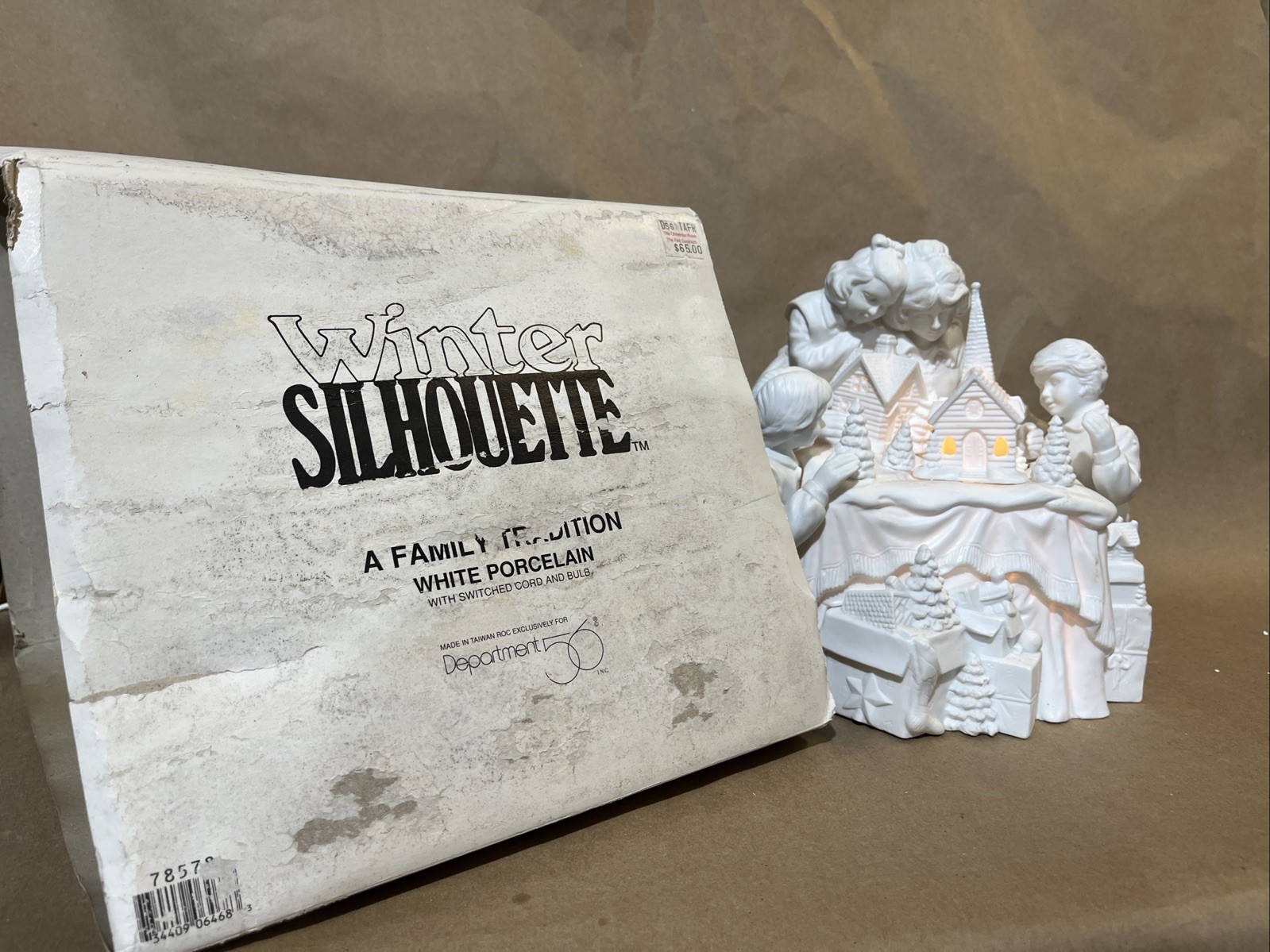 Dept 56 – Winter Silhouette A Family Tradition 78578