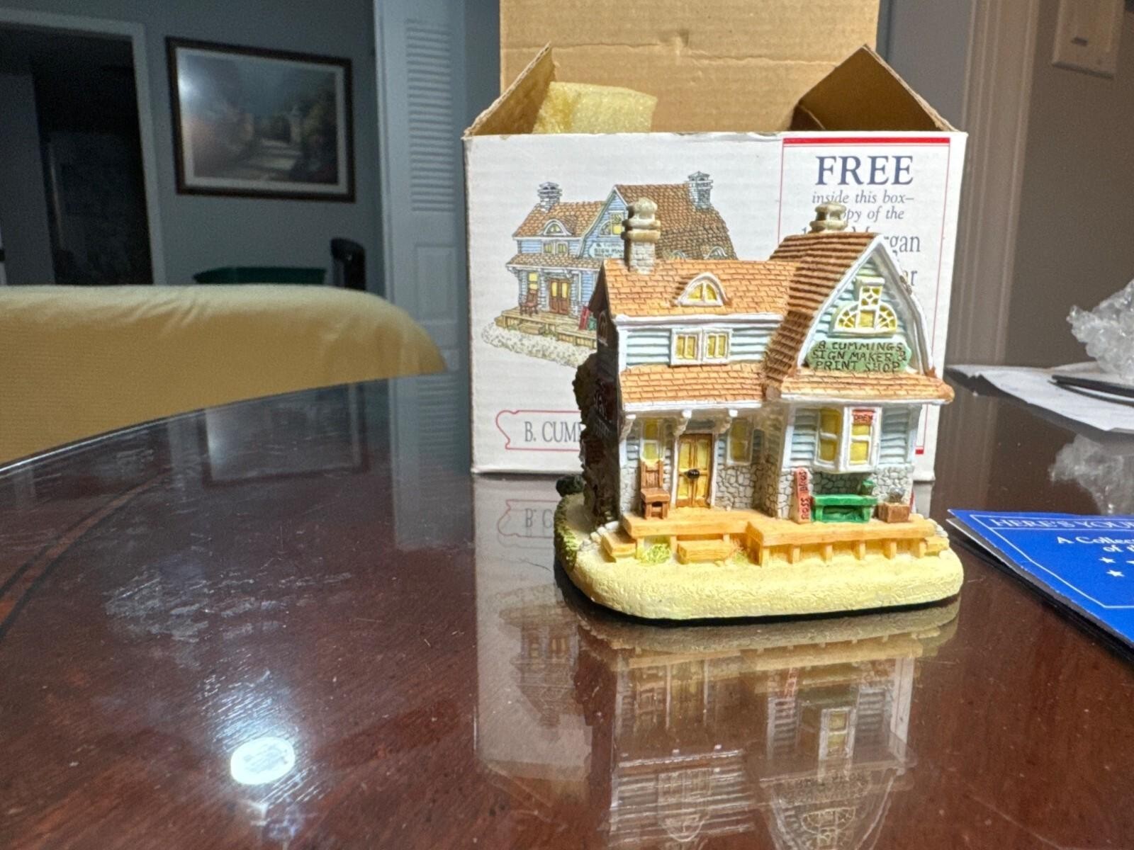 B. Cummings Signmaker Collectible Figurine AH130 Hand-Painted Resin House 43-26