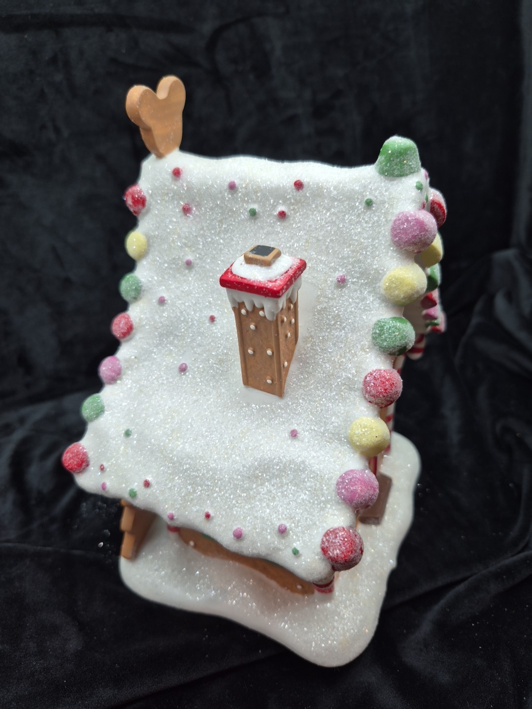 Dept 56 2023 Mickeys Gingerbread Gumdrop House Porcelain With Light Cord