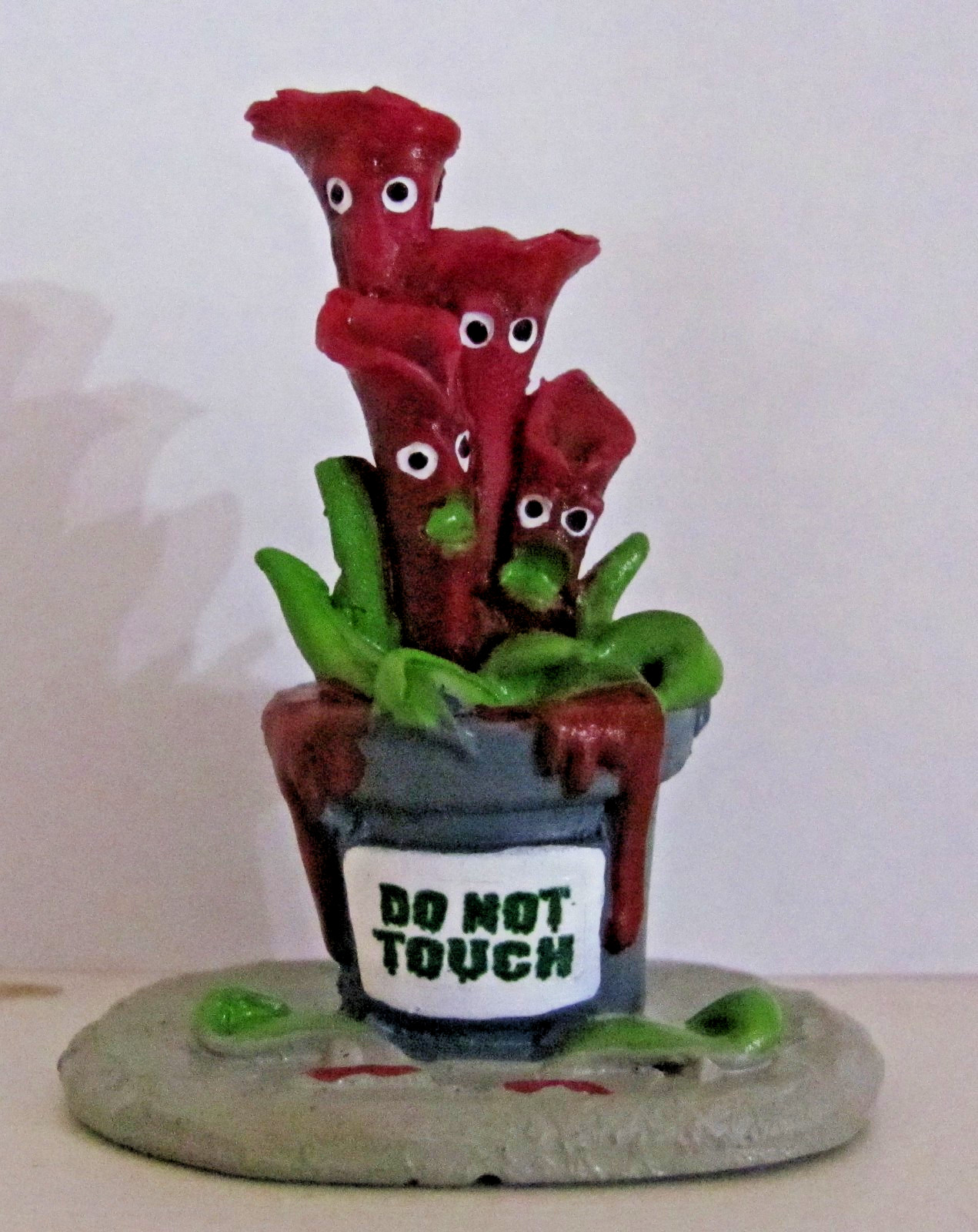 Lemax Spooky Town Accessory – Hungry Houseplant Horror, Set Of 5 #44314