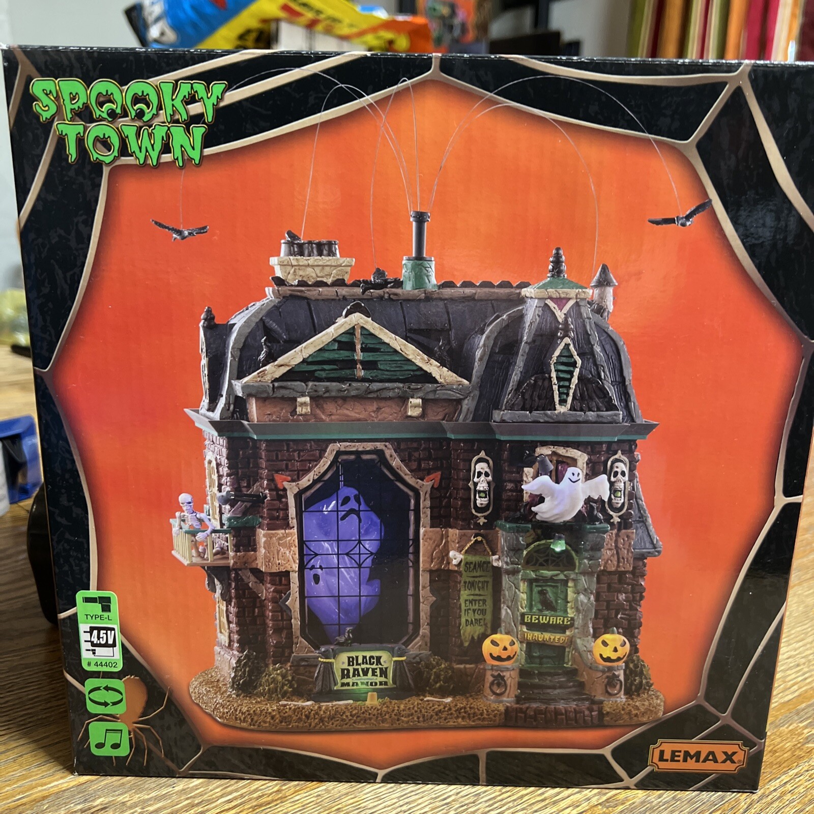 Lemax Spooky Town Black Raven Manor #05605 Halloween Village New