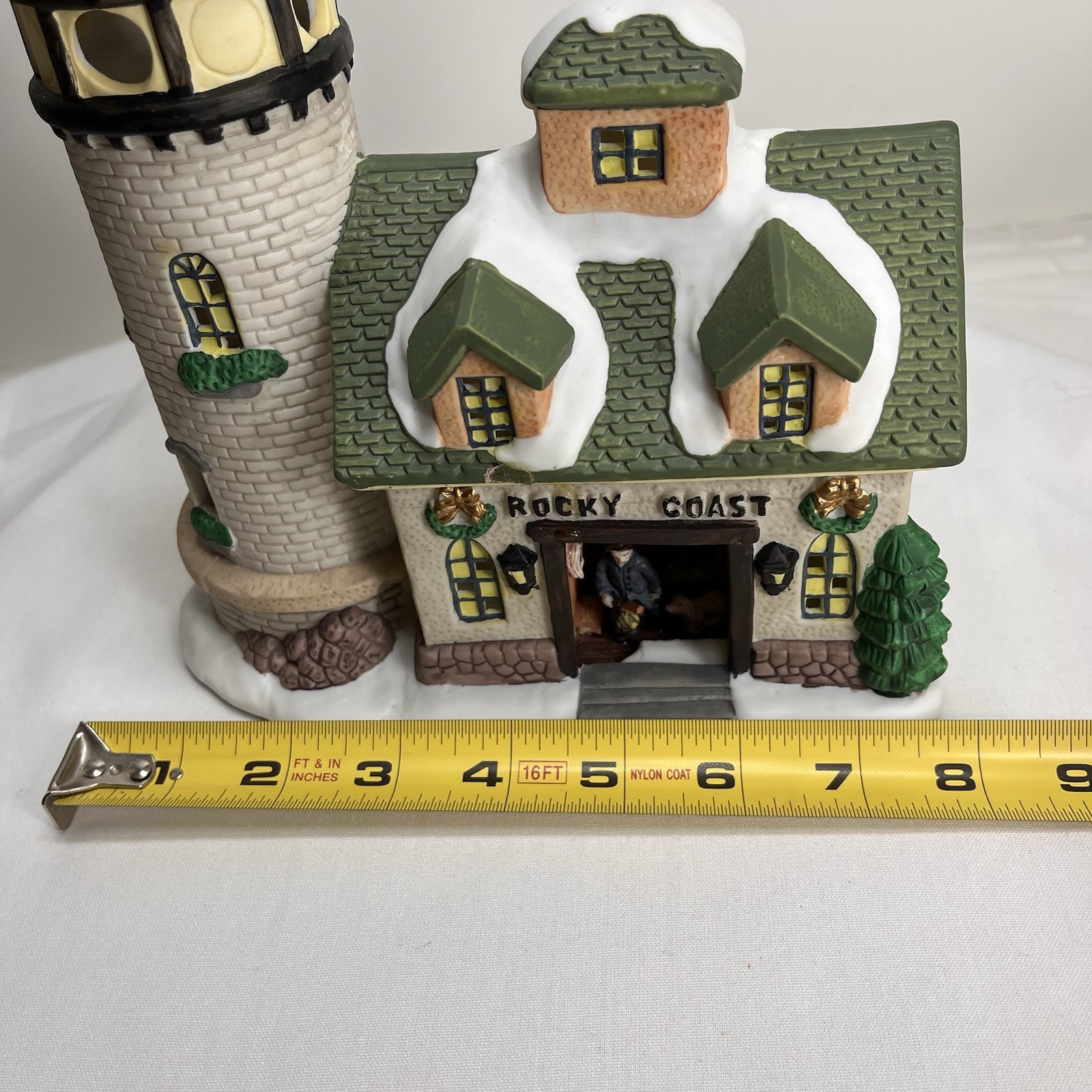 Town Square Collectibles Rocky Coast Lighthouse Lighted Village With Light Cord