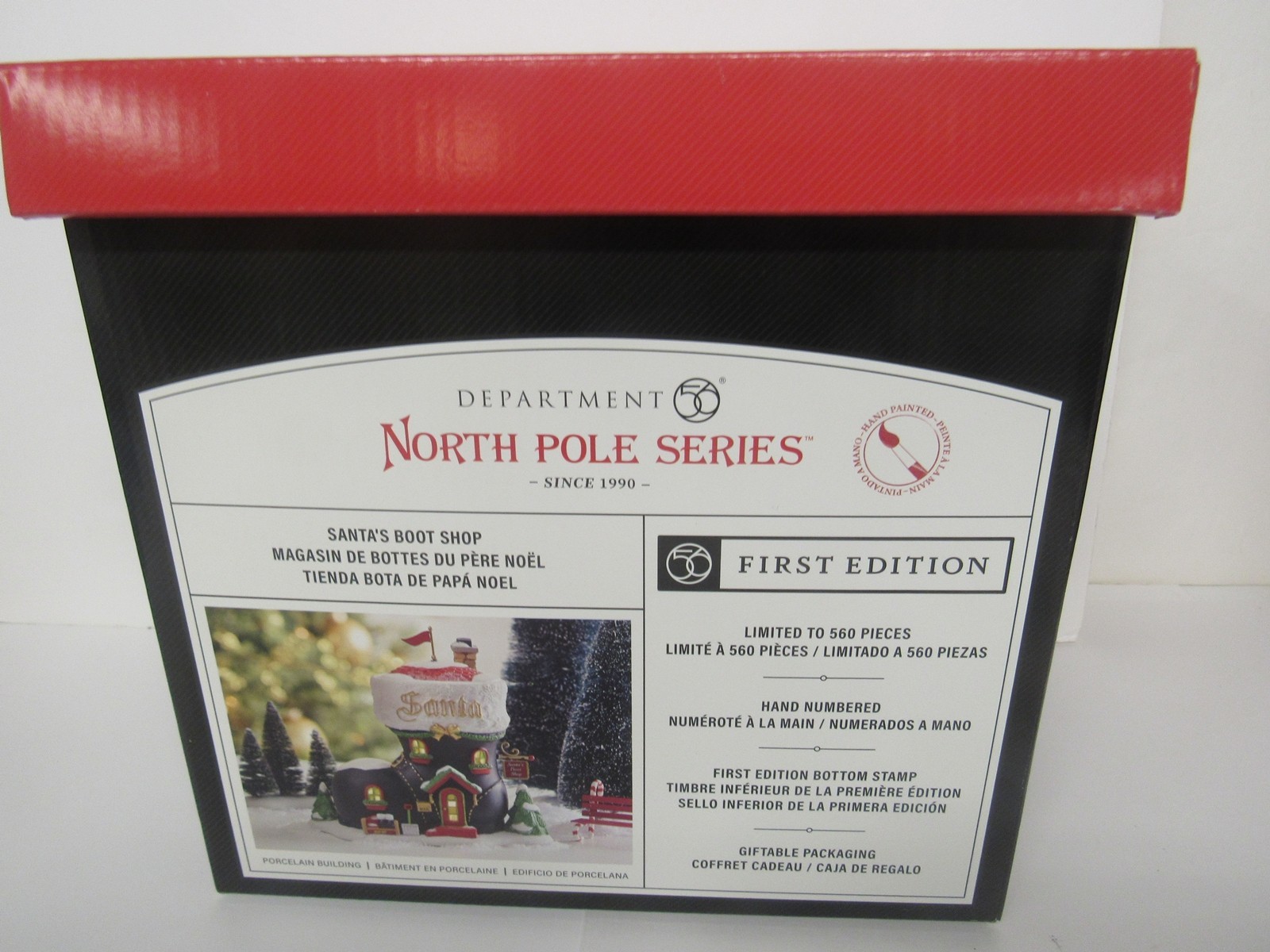 Dept 56 North Pole Series Santa’s Boot Shop 6013444FE First Edition New