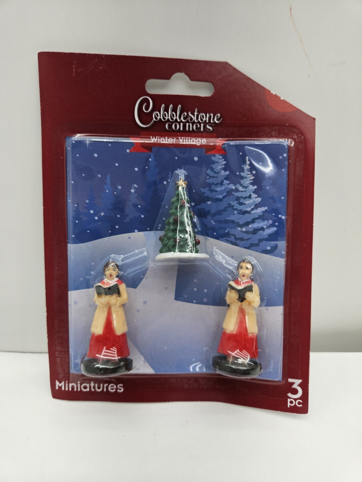 Cobblestone Corners Winter Village Miniatures Christmas Carolers Tree 3 piece