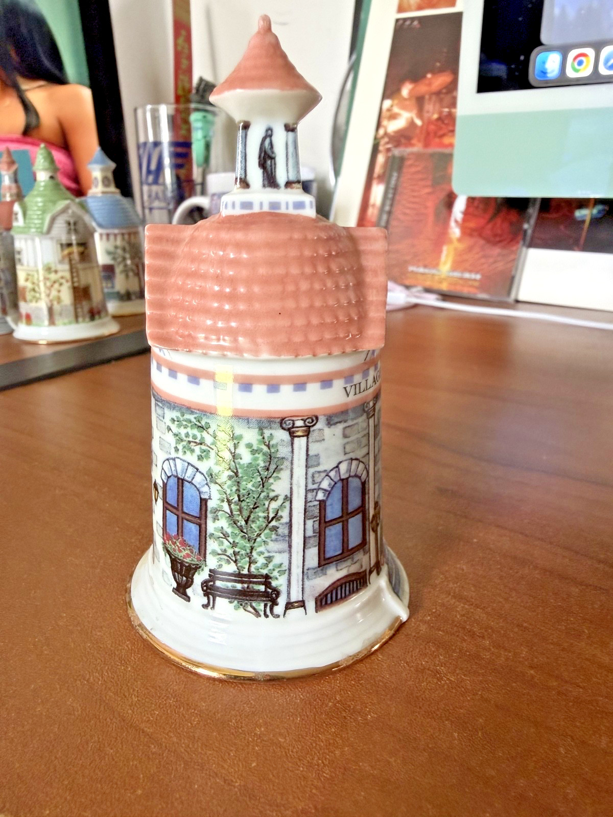 1993 * Lenox Country Village ” VILLAGE COURTHOUSE ” BELL