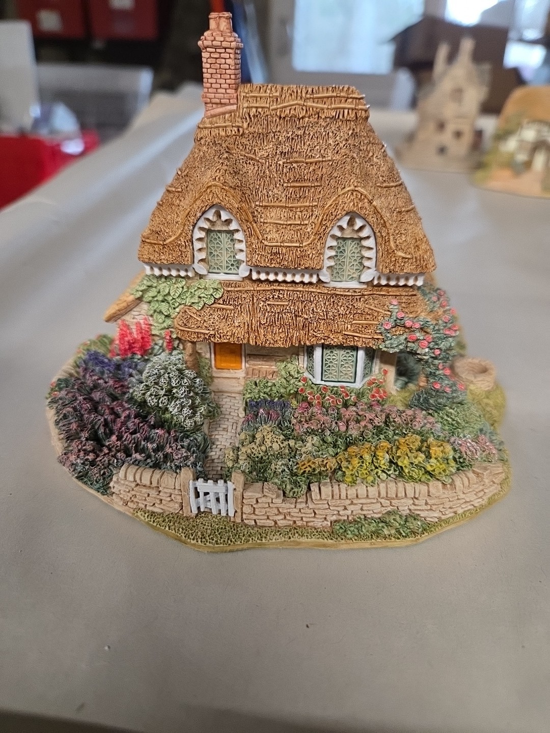 Lilliput Lane 1995 Anniversary Cottage Gertrude’s Garden 1995 No Box (LilyA)
