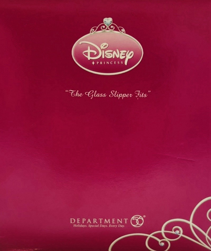 DISNEY – Department 56 – Cinderella “The Glass Slipper Fits” Box