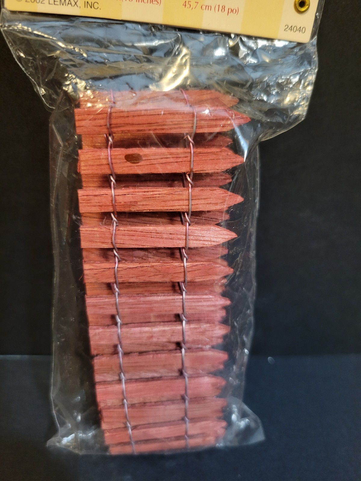Lemax Christmas Village Town 18″ Wired Wooden Fence 24040 Red Wood Picket