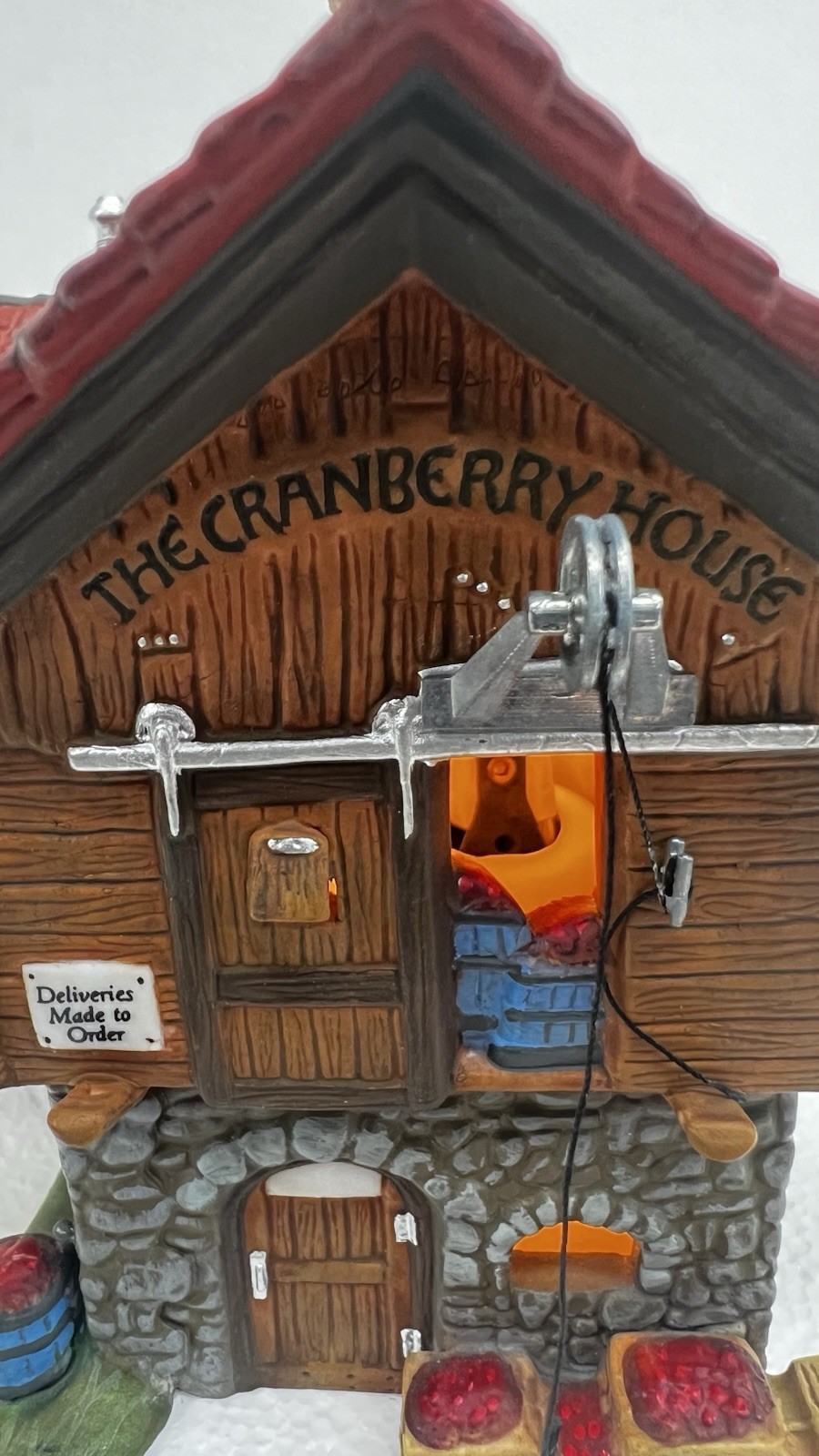 Dept 56 New England Village Series “The Cranberry House” Retired 2000 Complete