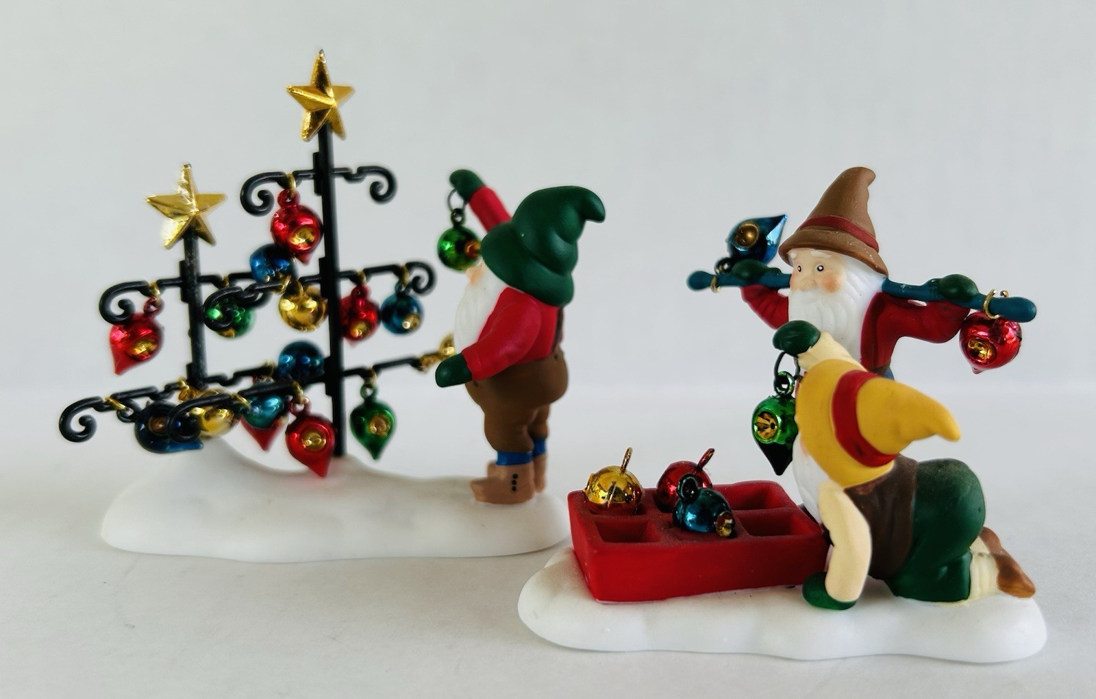 Dept 56 Heritage Christmas Village Accessories Don’t Break The Ornaments #56372