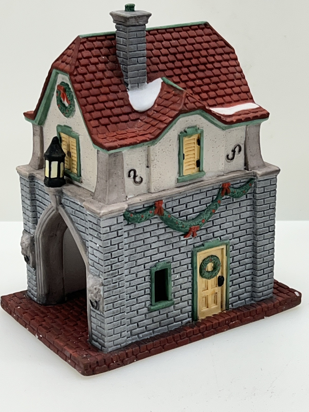 Dept 56 “Gate House” Heritage Village Collection # 5530-1 Retired 1992