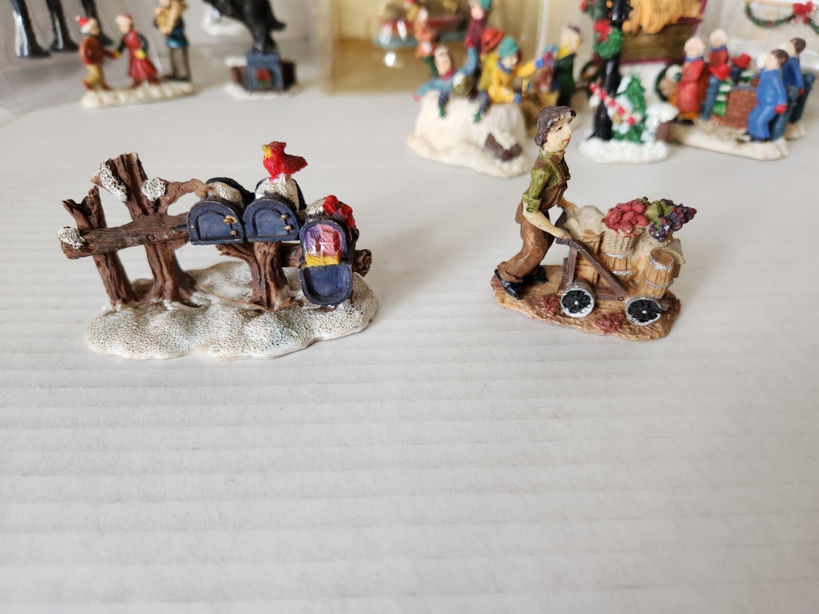 26 New/Used Lot Vintage Christmas Miniature Village Town Accessories Boat Light