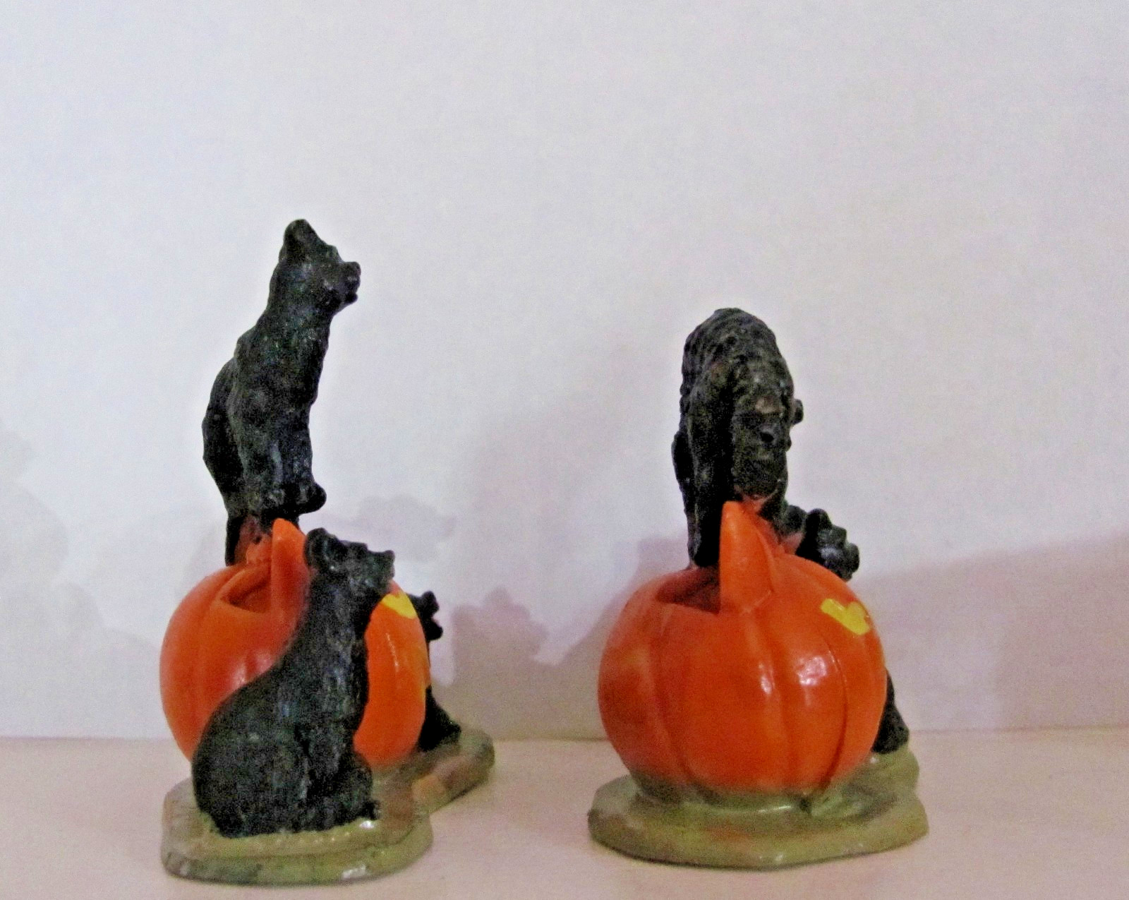 Lemax Spooky Town Figurines – Halloween Cats, Set Of 2 #12883