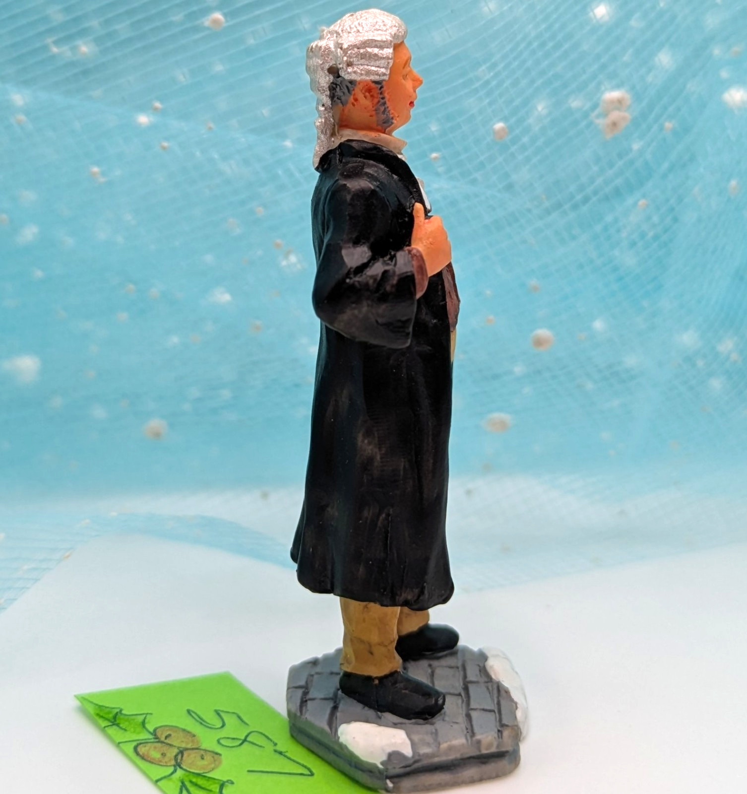 Lemax Barrister 02400 Christmas Village Figurine NO BOX INV587
