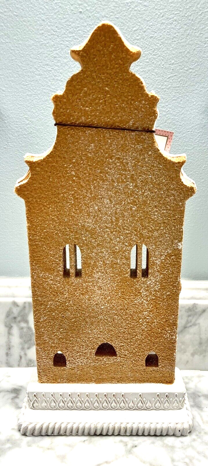 Cupcakes & Cashmere 14″ FLAT Victorian Christmas Gingerbread House Decor
