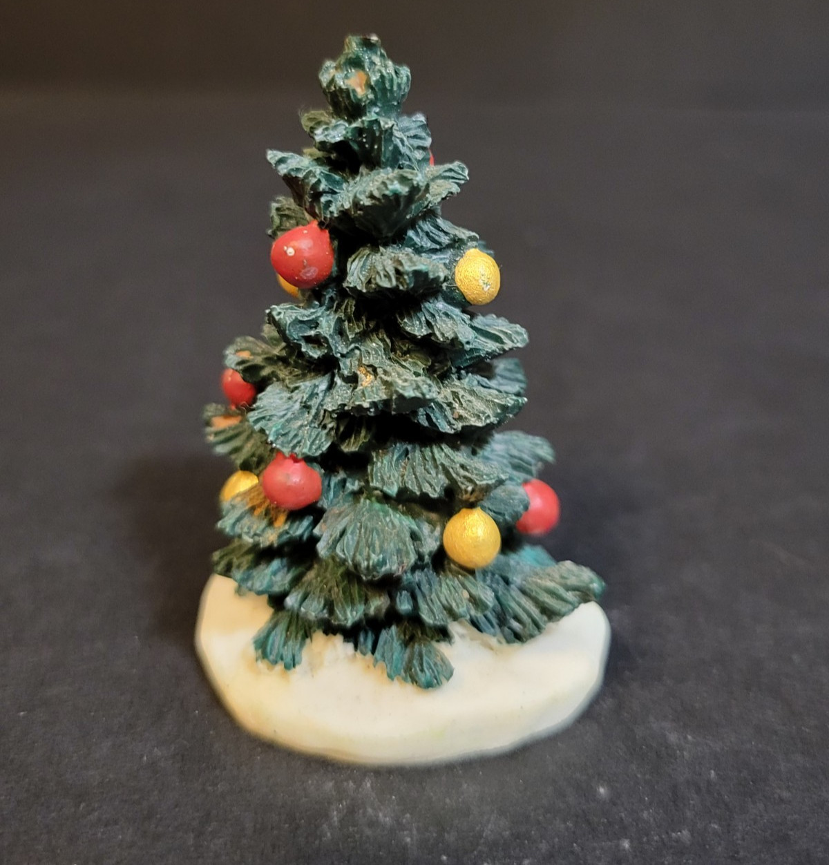 Lemax Christmas Village Town Christmas Tree 92314 Decorated Ornaments Resin READ