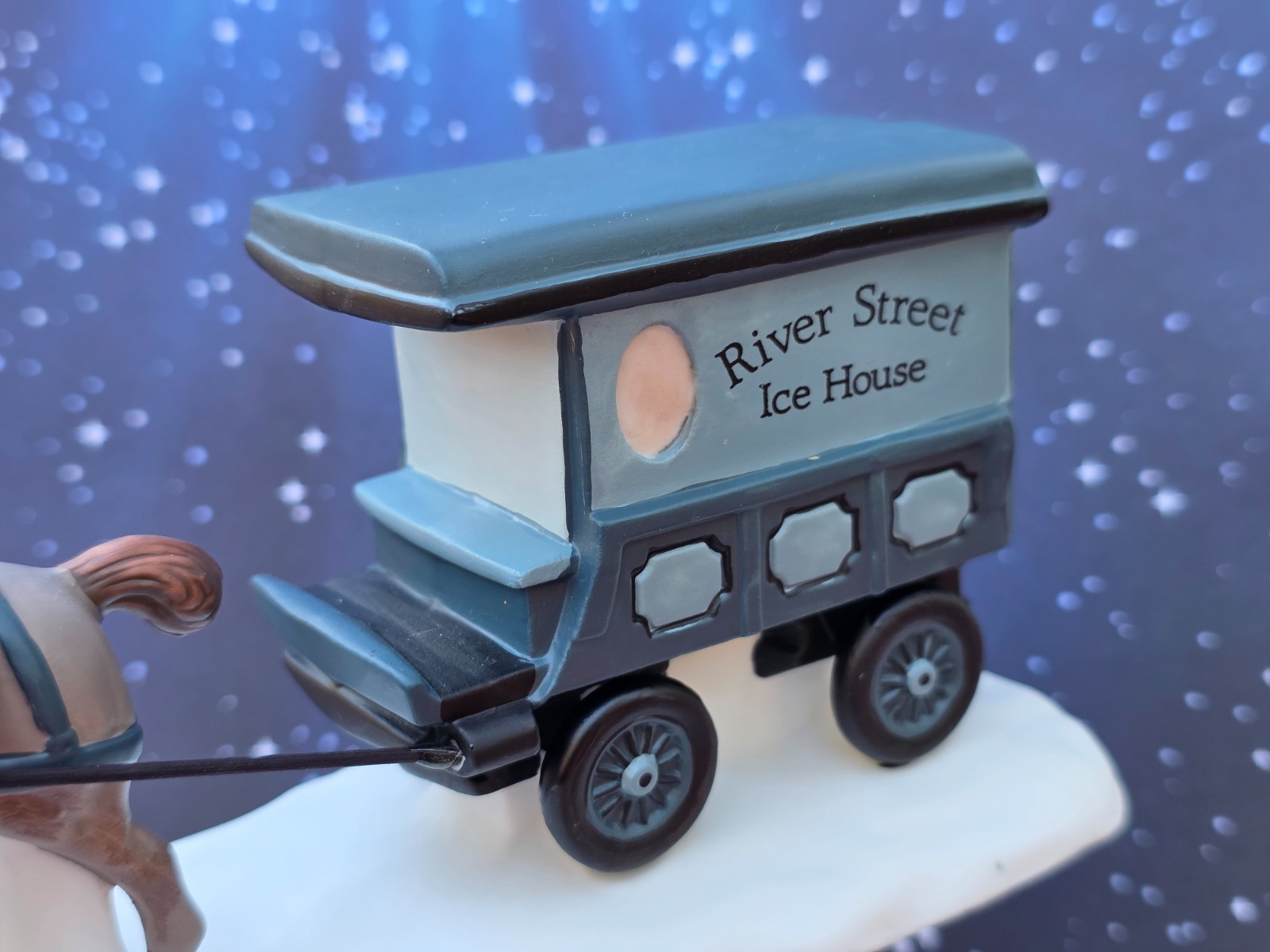 Dept 56 Christmas In The City HORSE 1989 RIVER STREET ICE HOUSE CART 5959-5