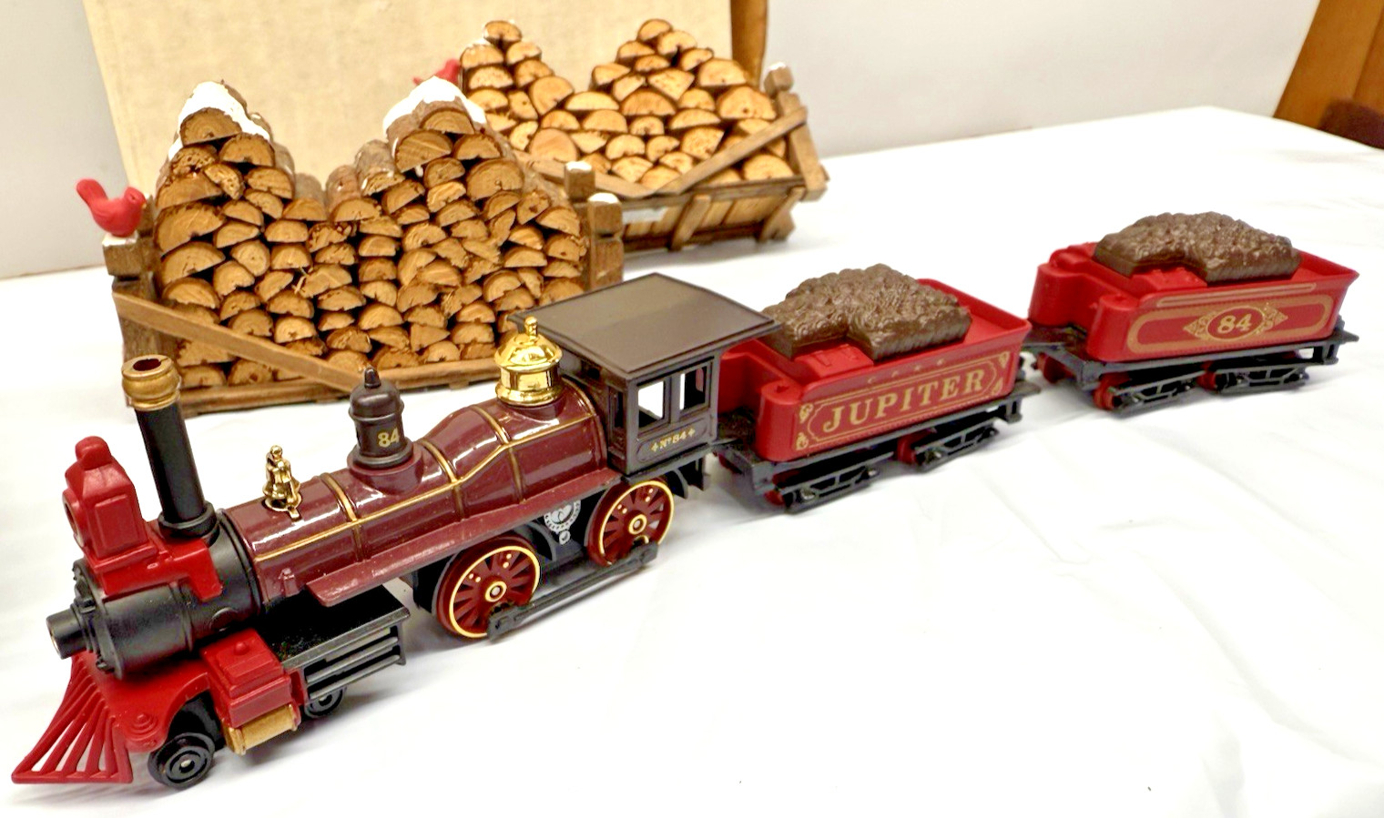 VTG Dept 56 Fire Wood Stack + Cabin + Readers Digest Train Coal Car Jupiter 84