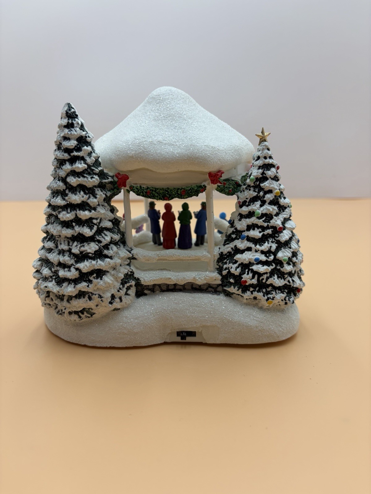 2023 Thomas Kinkade Teleflora Sweet Sounds Of Christmas Village Gazebo Lighted