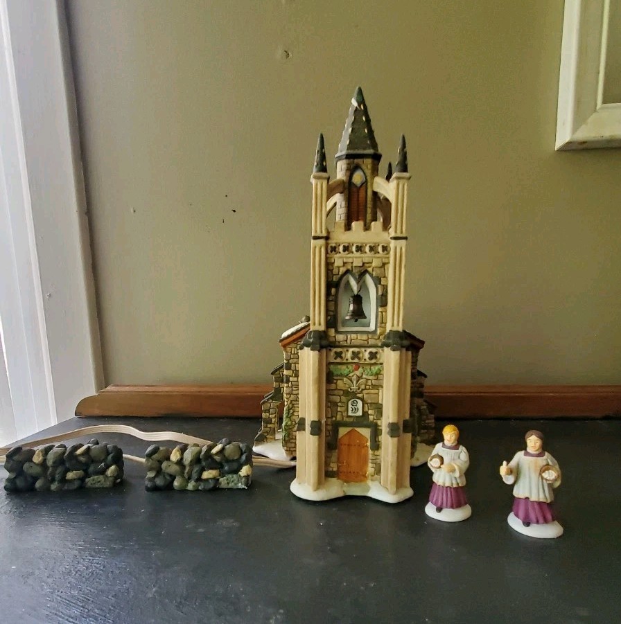 Department 56 Dickens’ Village Series Somerset Valley Church Chimes Work As Is