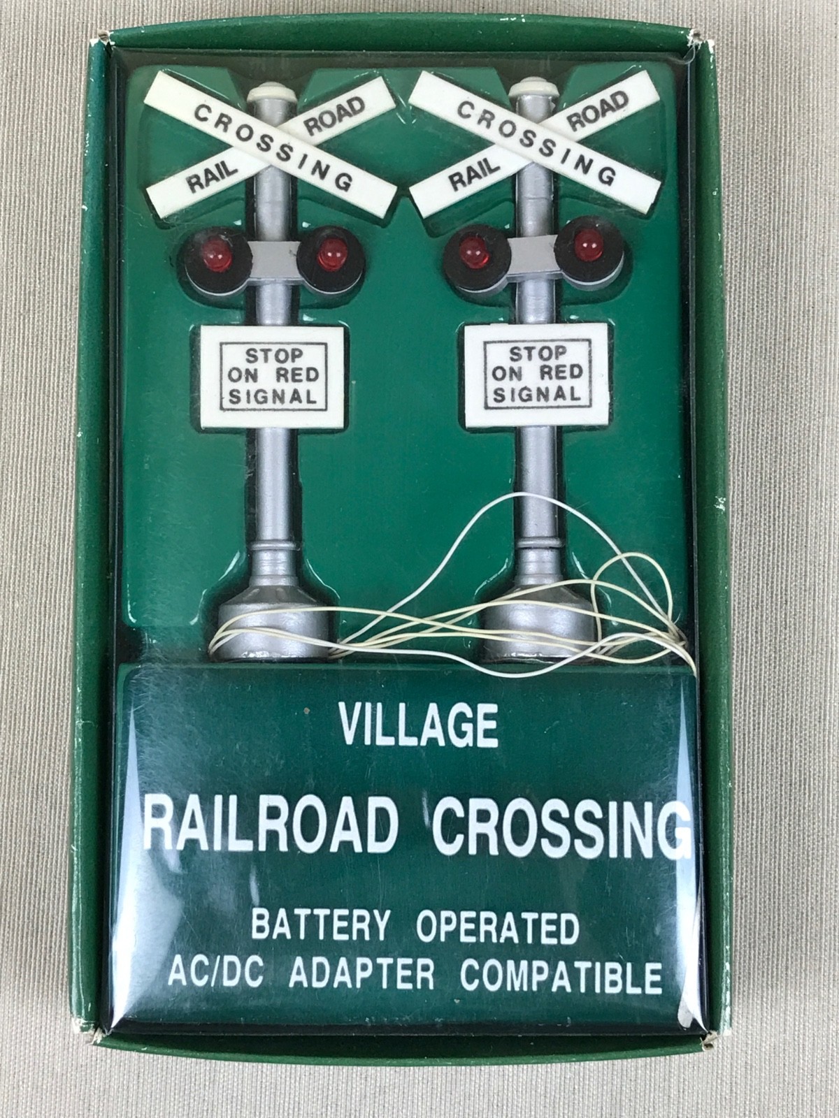 Vintage Dept. 56 VILLAGE RAILROAD CROSSING LIGHTS #55018 – DC or AC Compatible