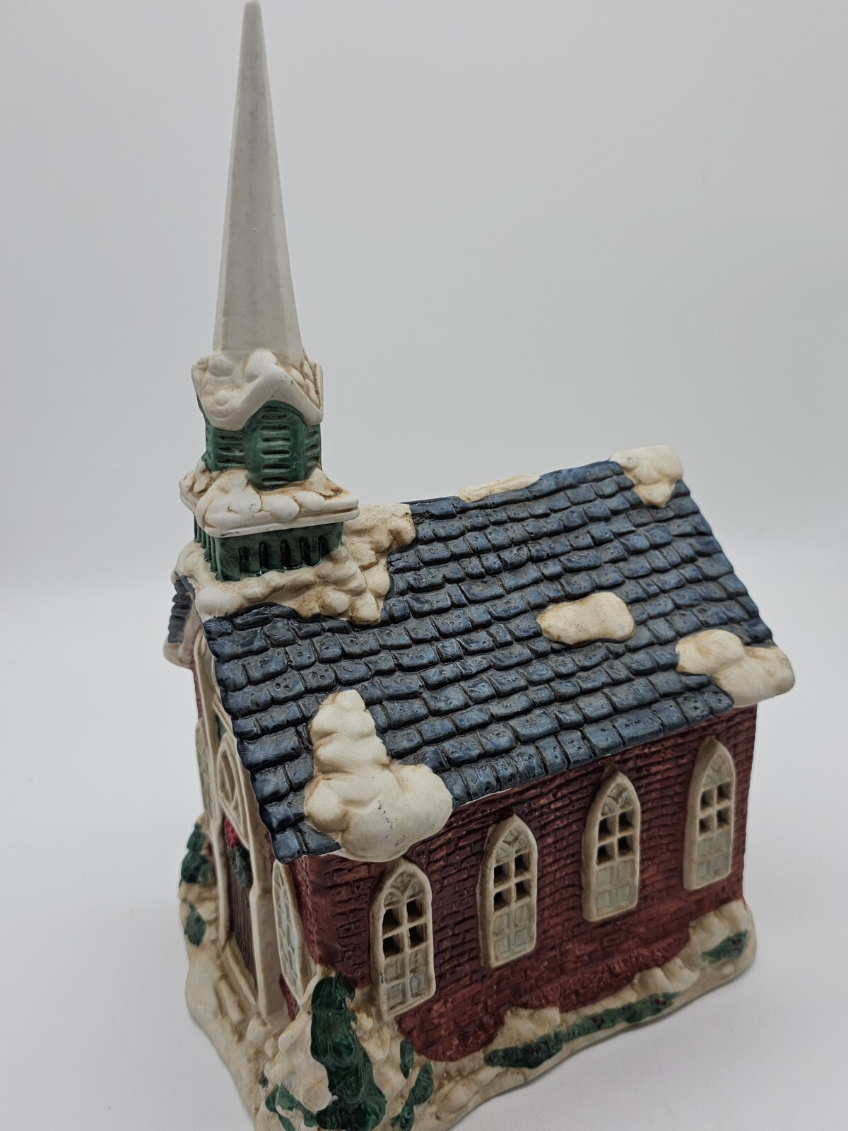 Vintage American Village Country Church Christmas Ceramic Taiwan Steeple