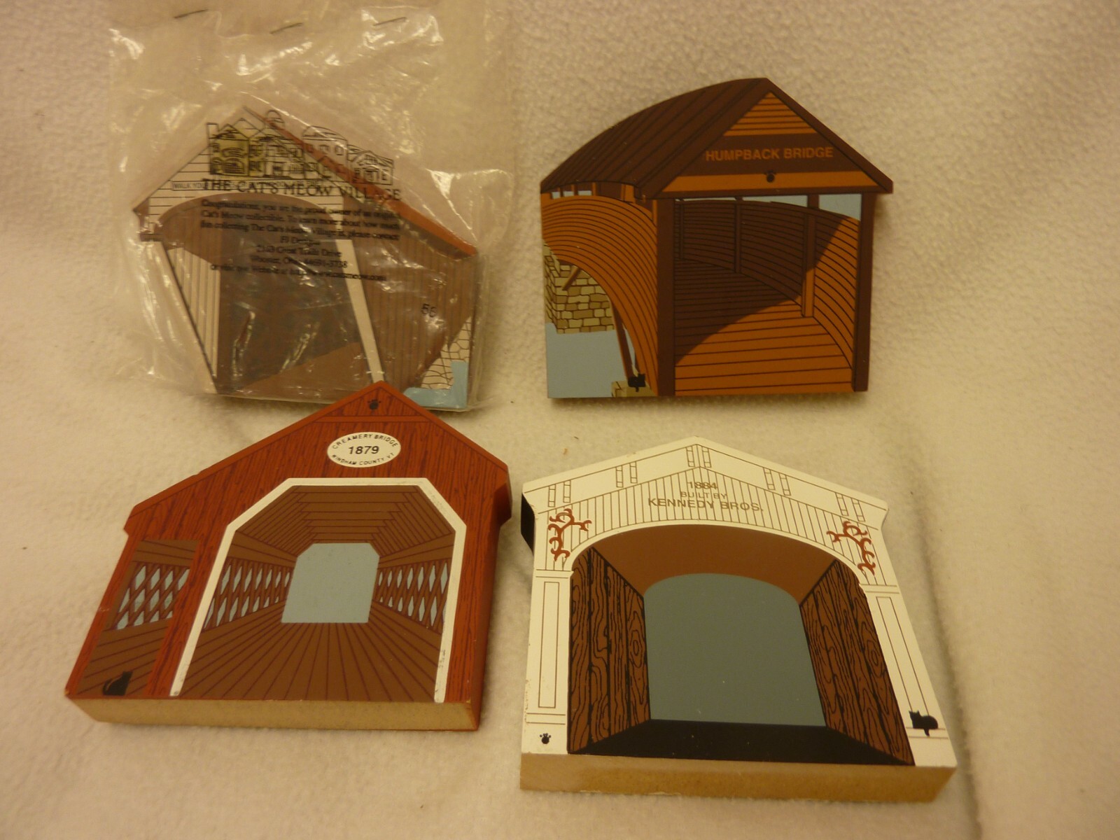 SET OF FOUR CATS’ MEOW WOOD DECOR COVERED BRIDGES 1995-1998