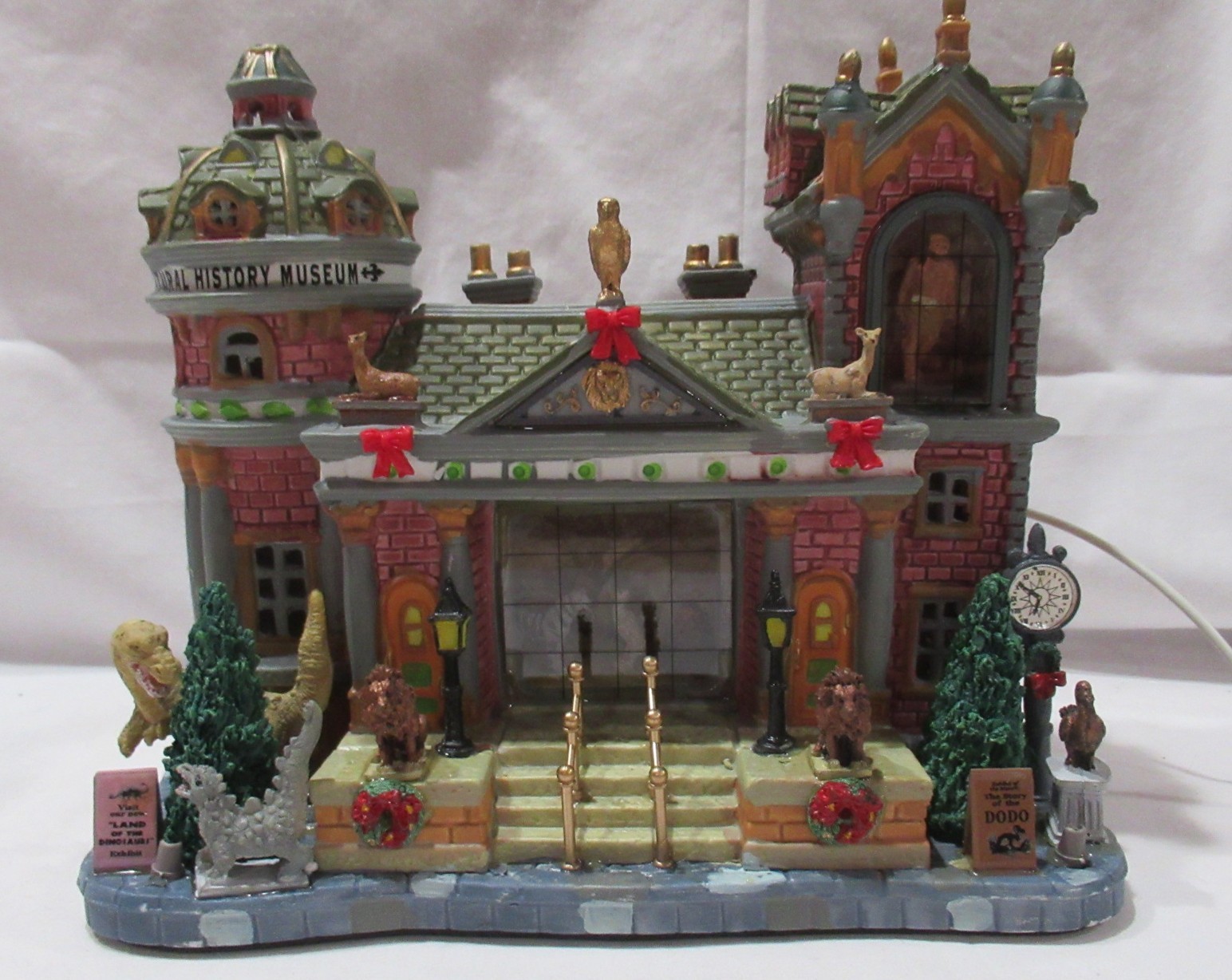 Lemax Christmas Caddington Village NATURAL HISTORY MUSEUM Porcelain Building