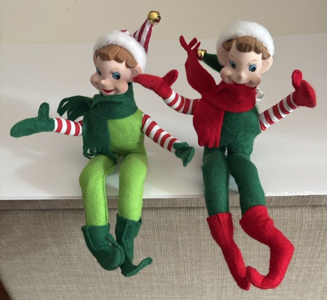 THE VERMONT COUNTRY STORE Set Of 2 Posable Elf/Pixie Knee Hugger Shelf Sitters