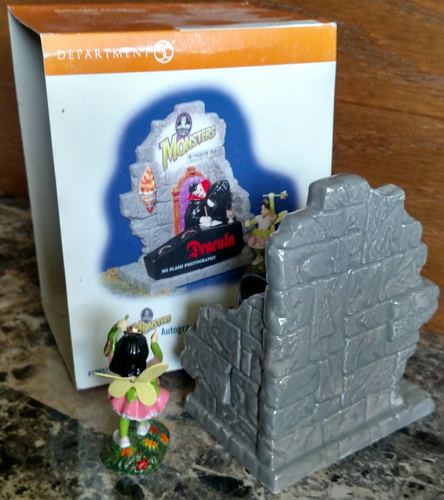 Autographs With Dracula #799977 Halloween Snow Village Dept 56 BUYER GUARANTEE