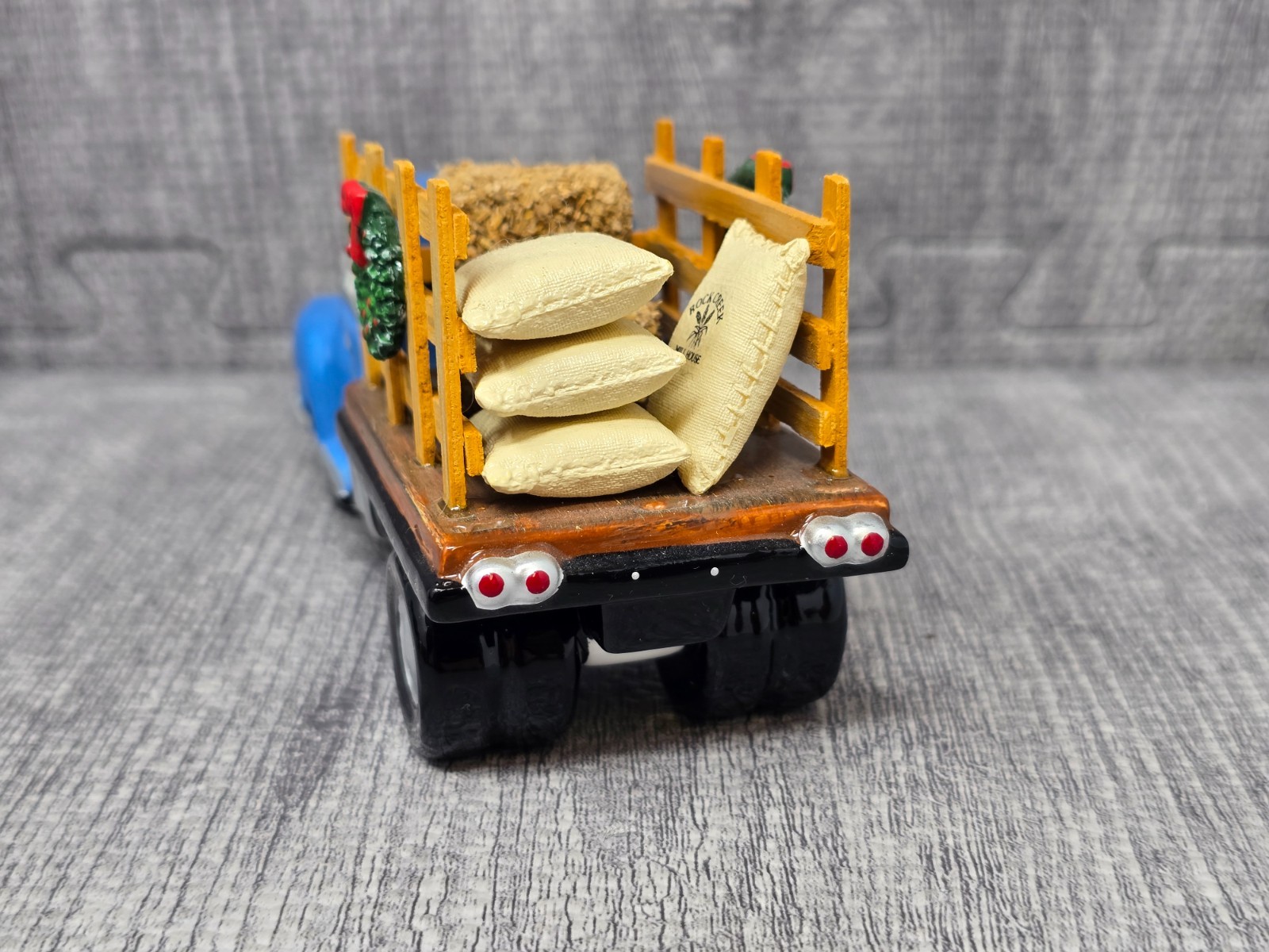 Dept. 56 Snow Village Farmer’s Flatbed Truck #54955 Retired Handpainted Ceramic