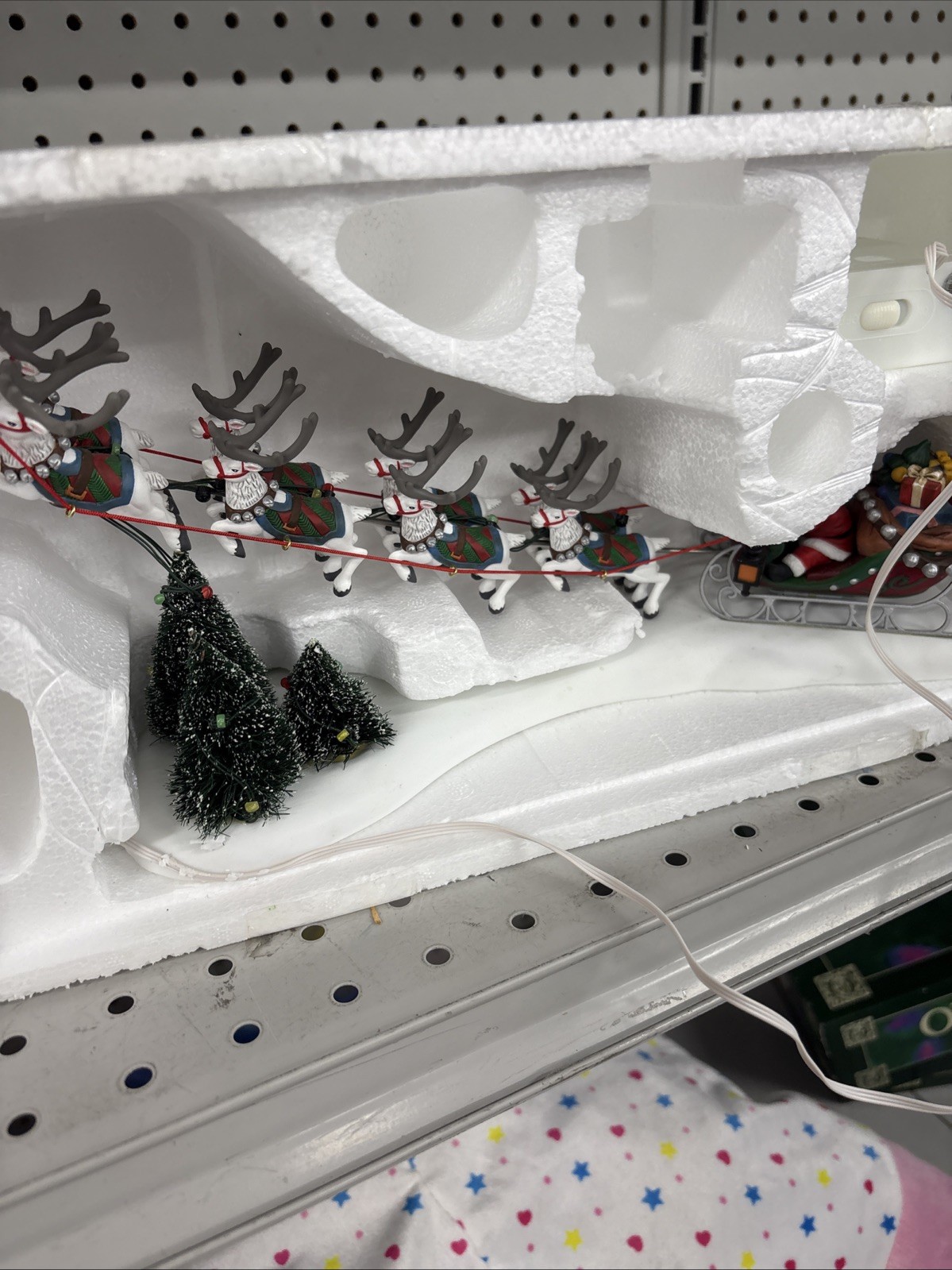 Dept 56 Santa’s Sleigh 58630 Heritage Village Battery Lights –