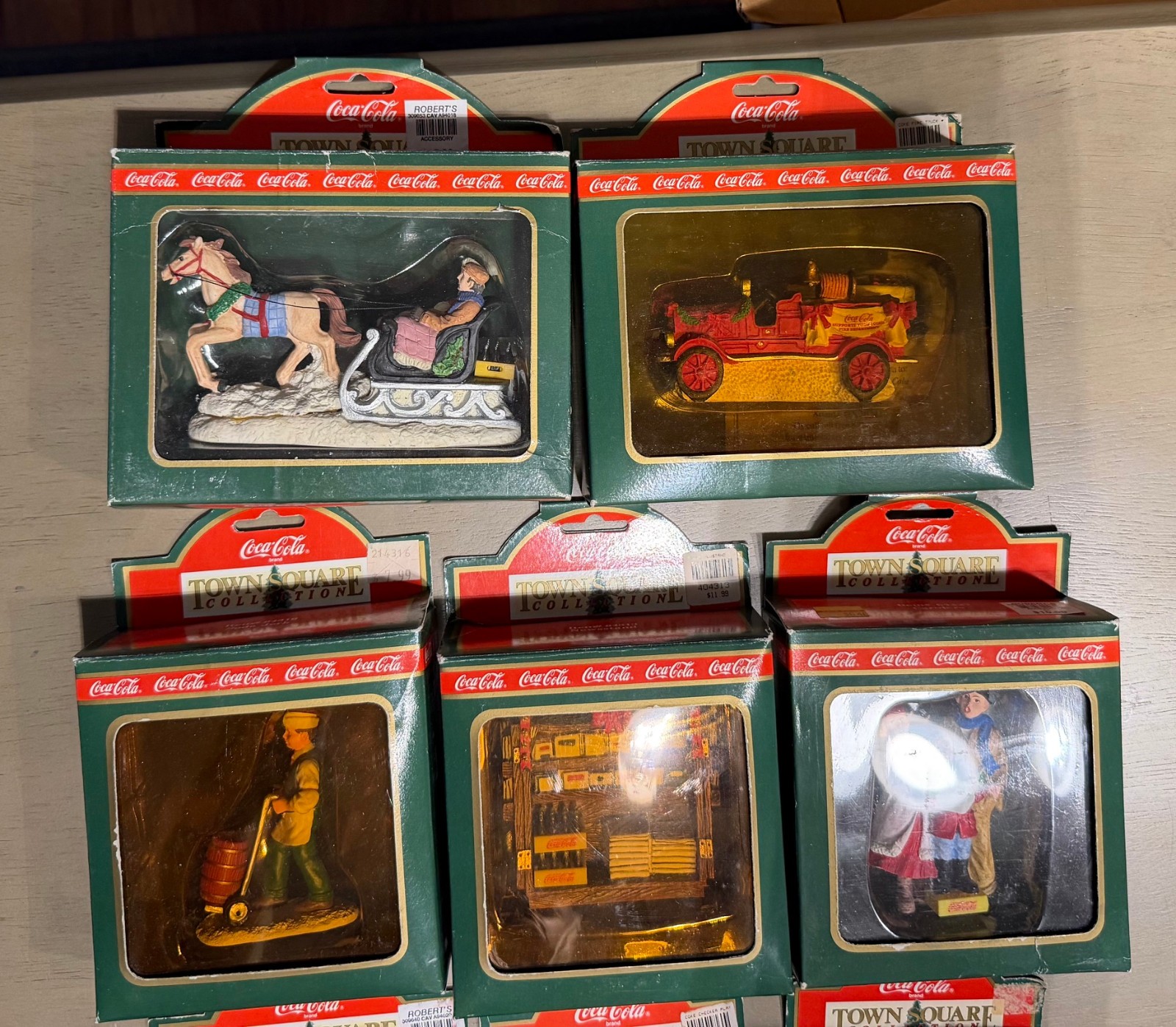 LOT Of 14 Vintage Coca-Cola Town Square Collection Village Figures Accessory Lot