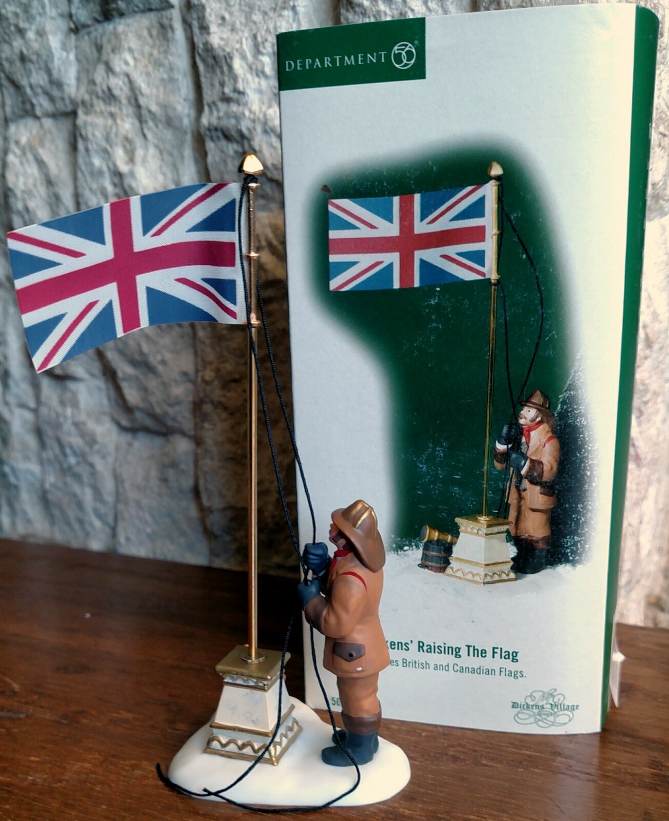 Dickens Raising The Flag #58555 Department 56 Dickens Village-BUYER GUARANTEE